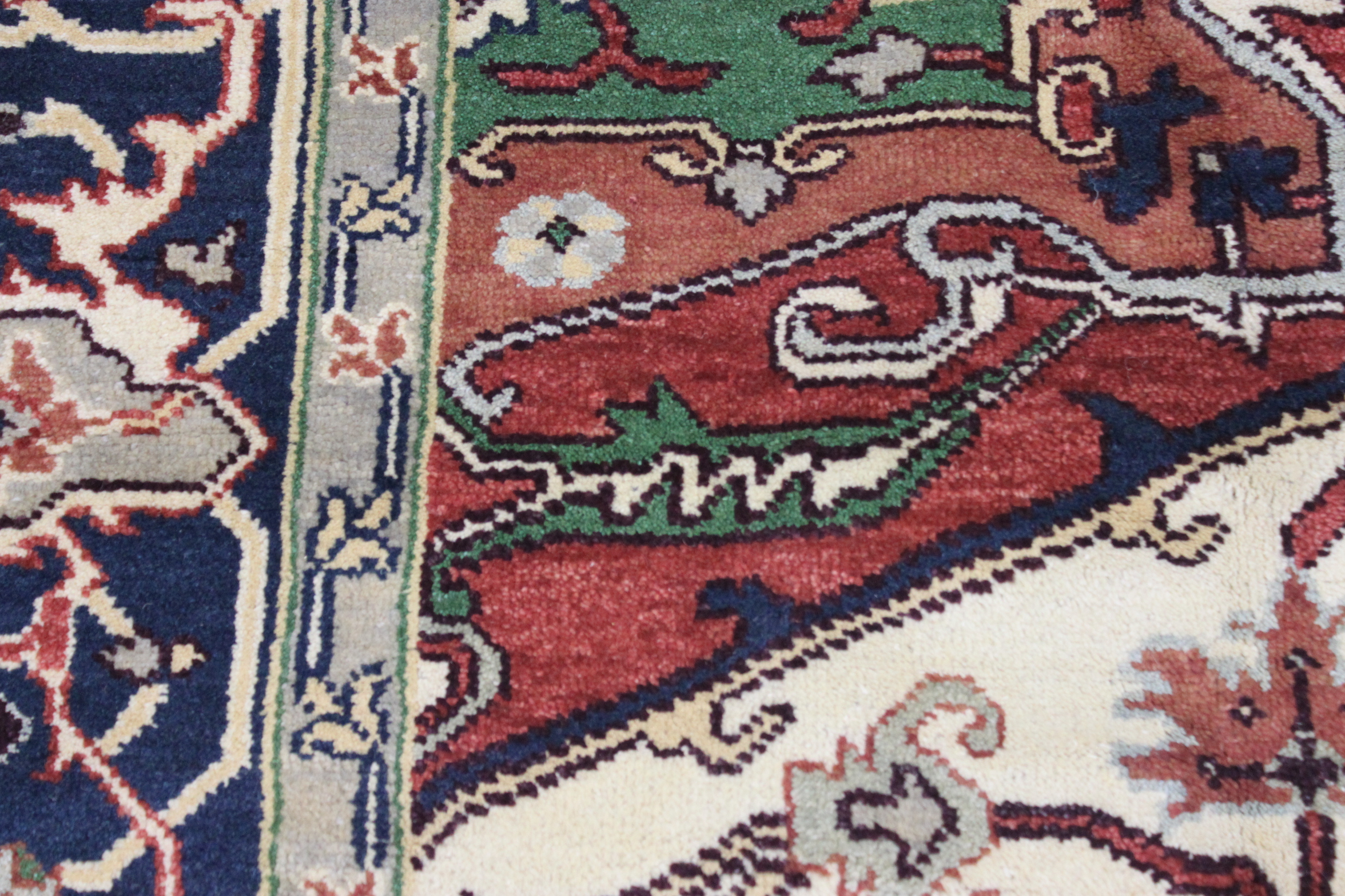 Hand-Knotted Indo-Persian Bakhshayesh Heriz Area Rug