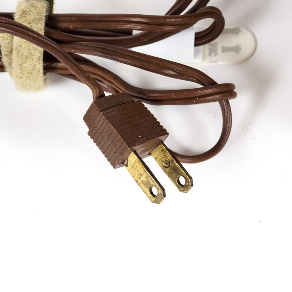 Vintage Oak Table Lamp by Leviton