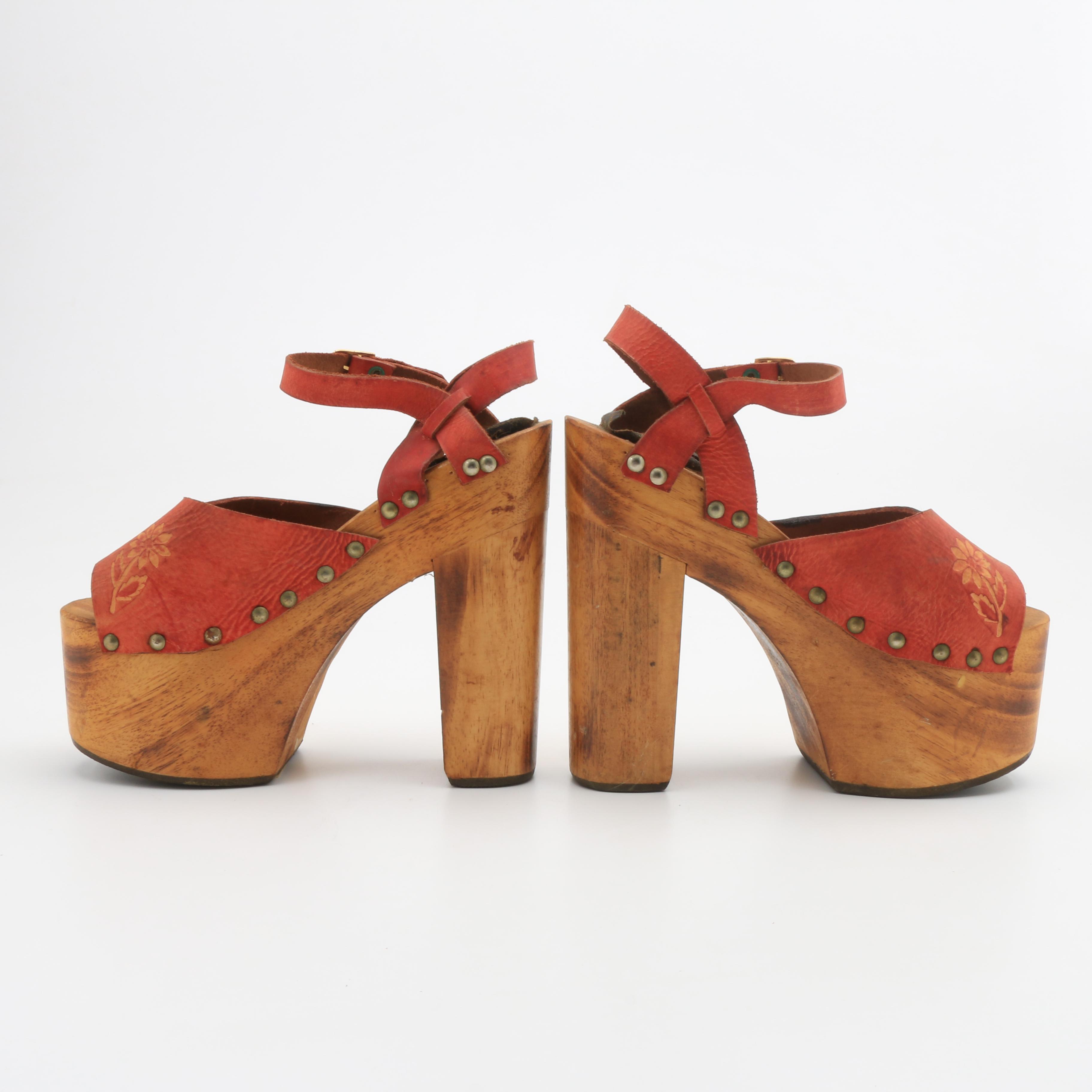 Circa 1970s Olé Brand Platform Sandals