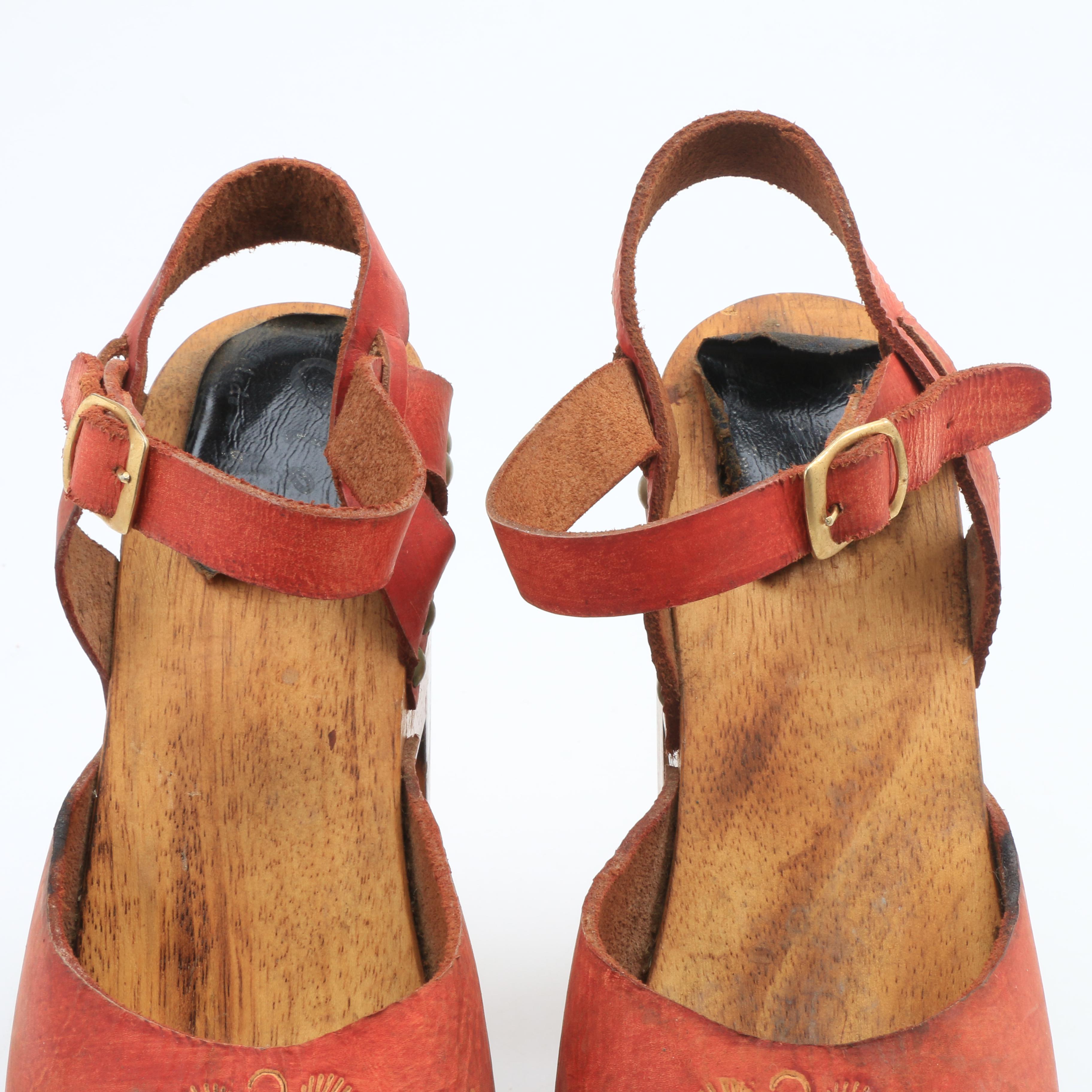 Circa 1970s Olé Brand Platform Sandals