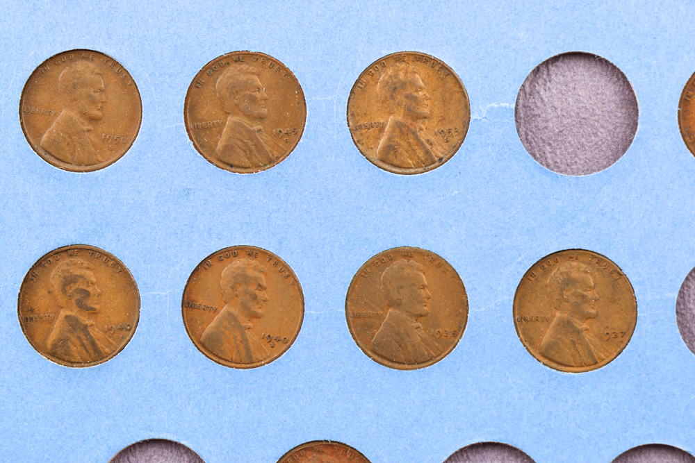 Two Whitman Binders of Lincoln Cents