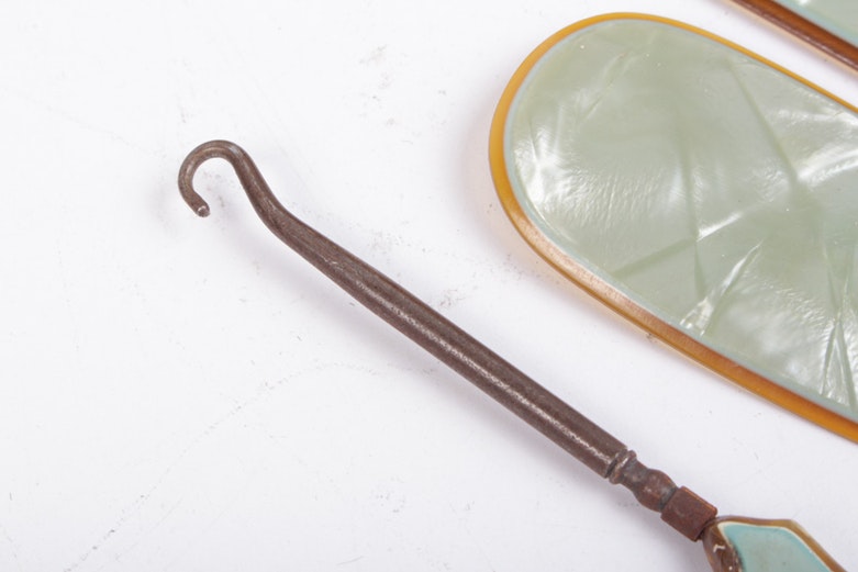 Pearled Aqwalite Vanity Set