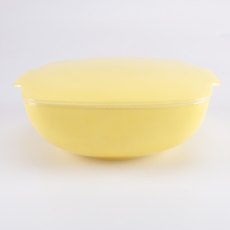 Vintage Yellow Pyrex Dish