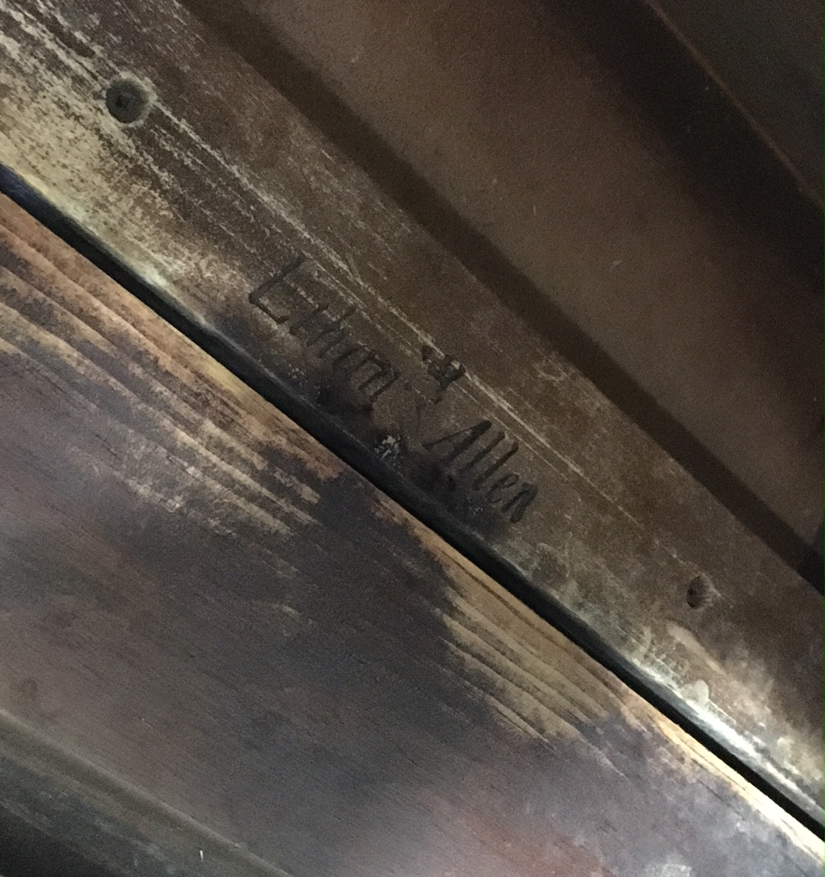 Ethan Allen Farmhouse Style Dining Table