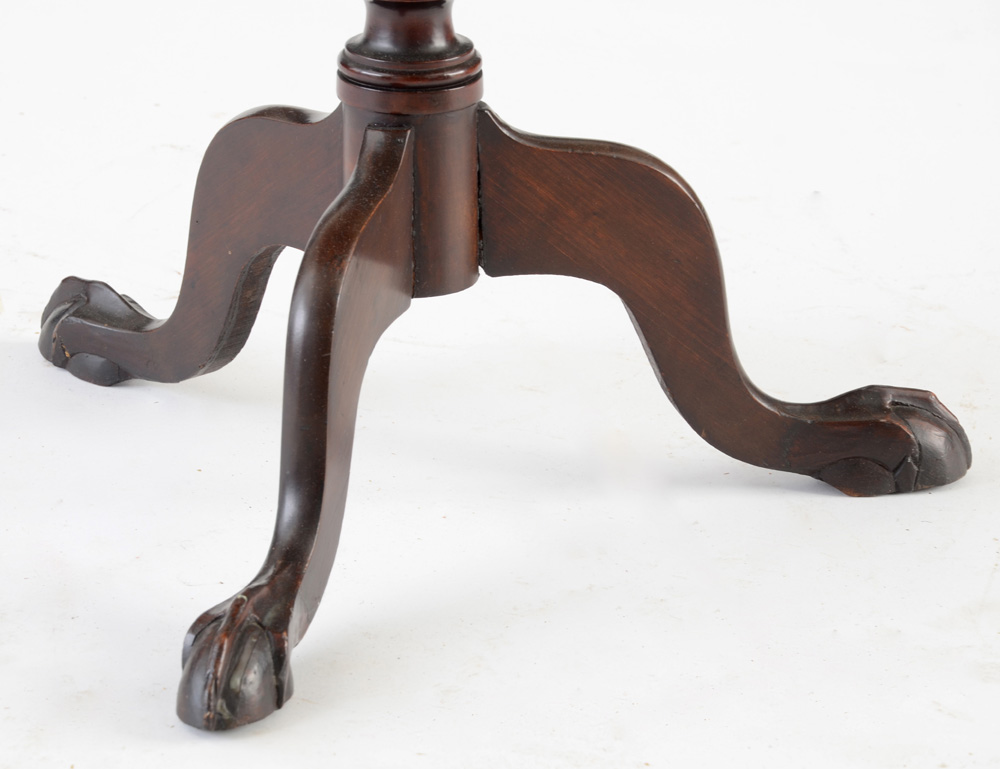 Vintage Oval Federal Style Tilt-Top Table by Paine Furniture