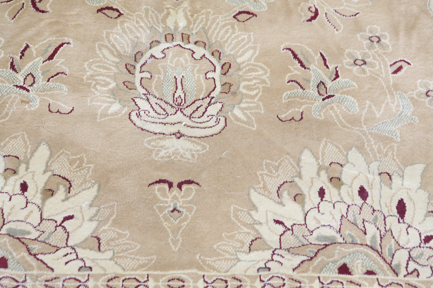 Power-Loomed Turkish "Excellent Collection" Area Rug