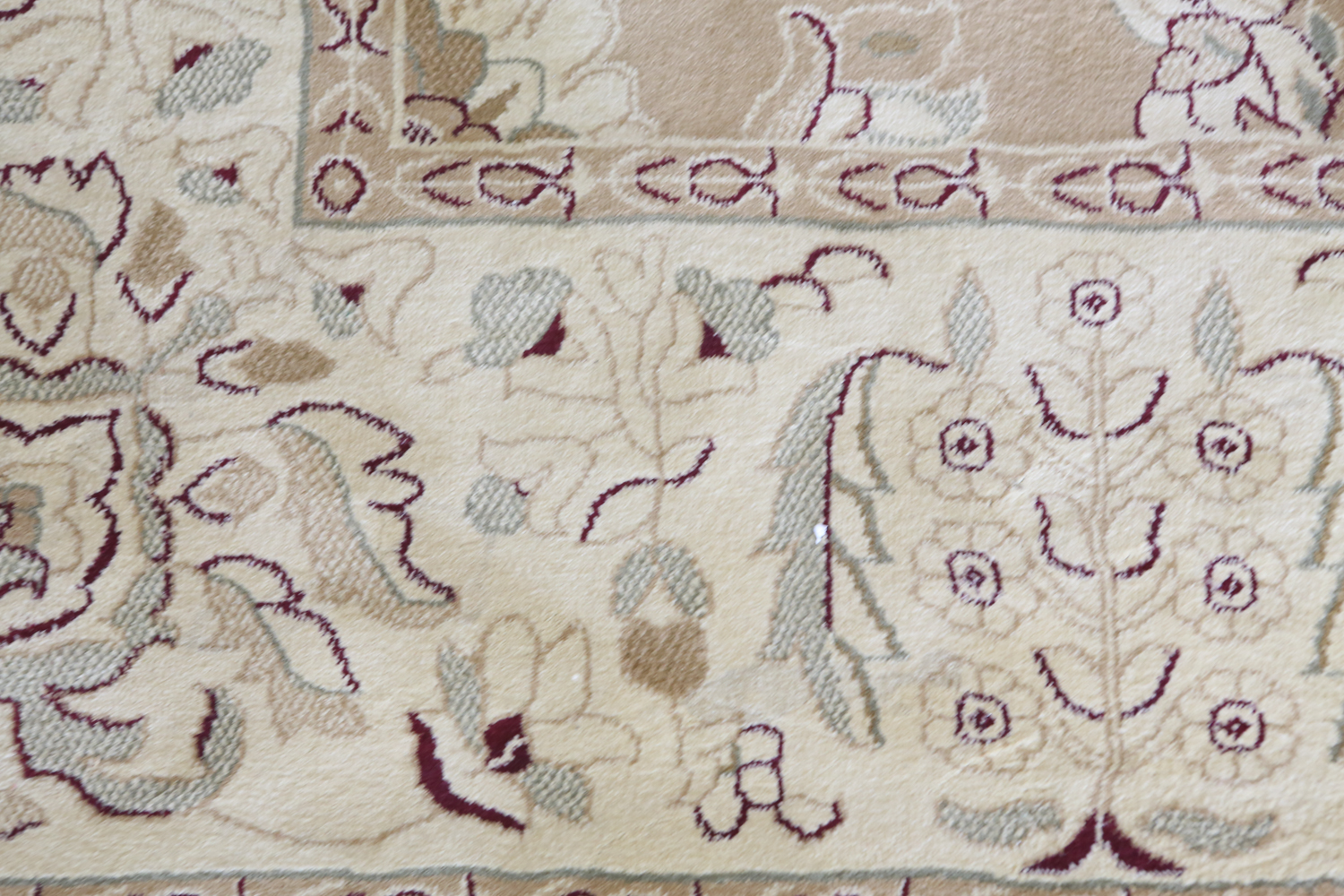 Power-Loomed Turkish "Excellent Collection" Area Rug