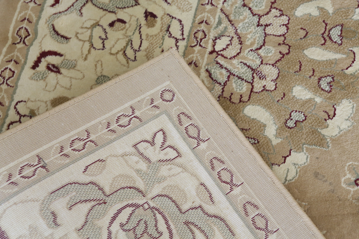 Power-Loomed Turkish "Excellent Collection" Area Rug