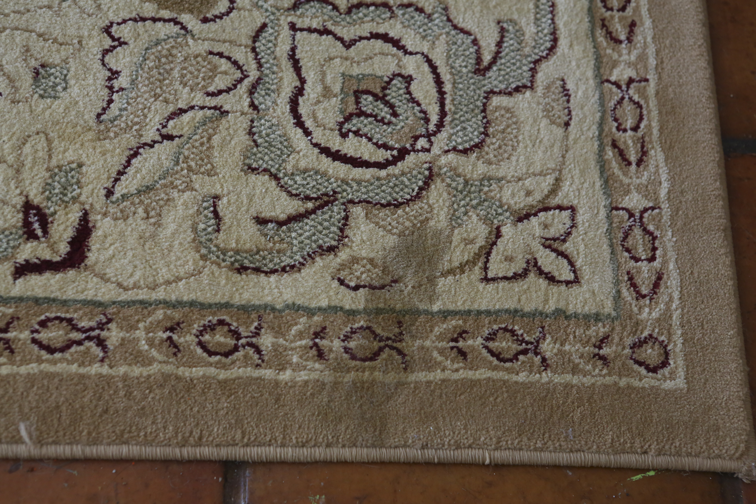 Power-Loomed Turkish "Excellent Collection" Area Rug