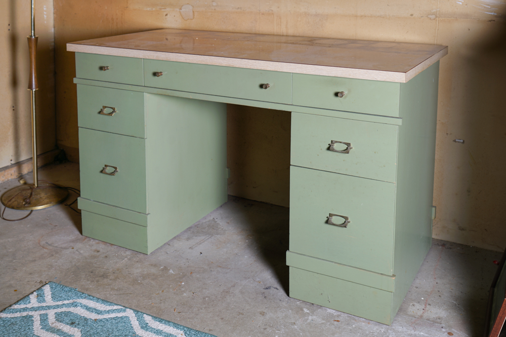Mid Century Modern "Distinctive Furniture" Green Desk & Chair by Stanley