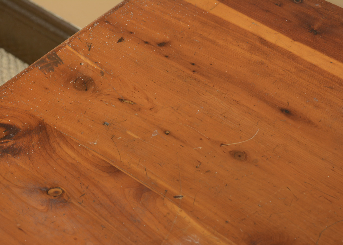 Vintage Lane Cedar Chest