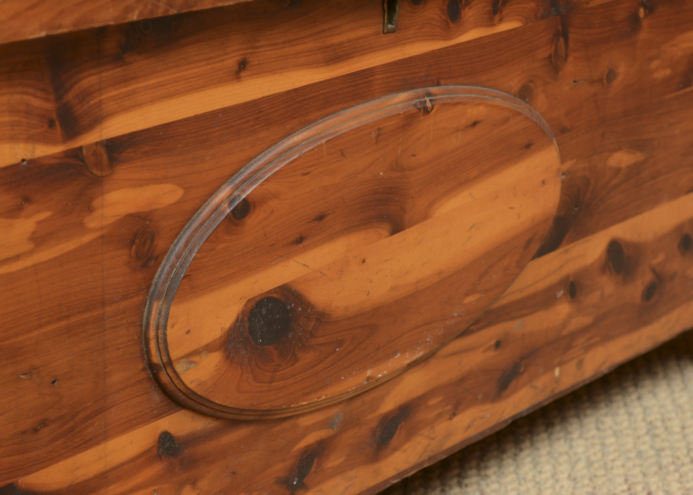 Vintage Lane Cedar Chest