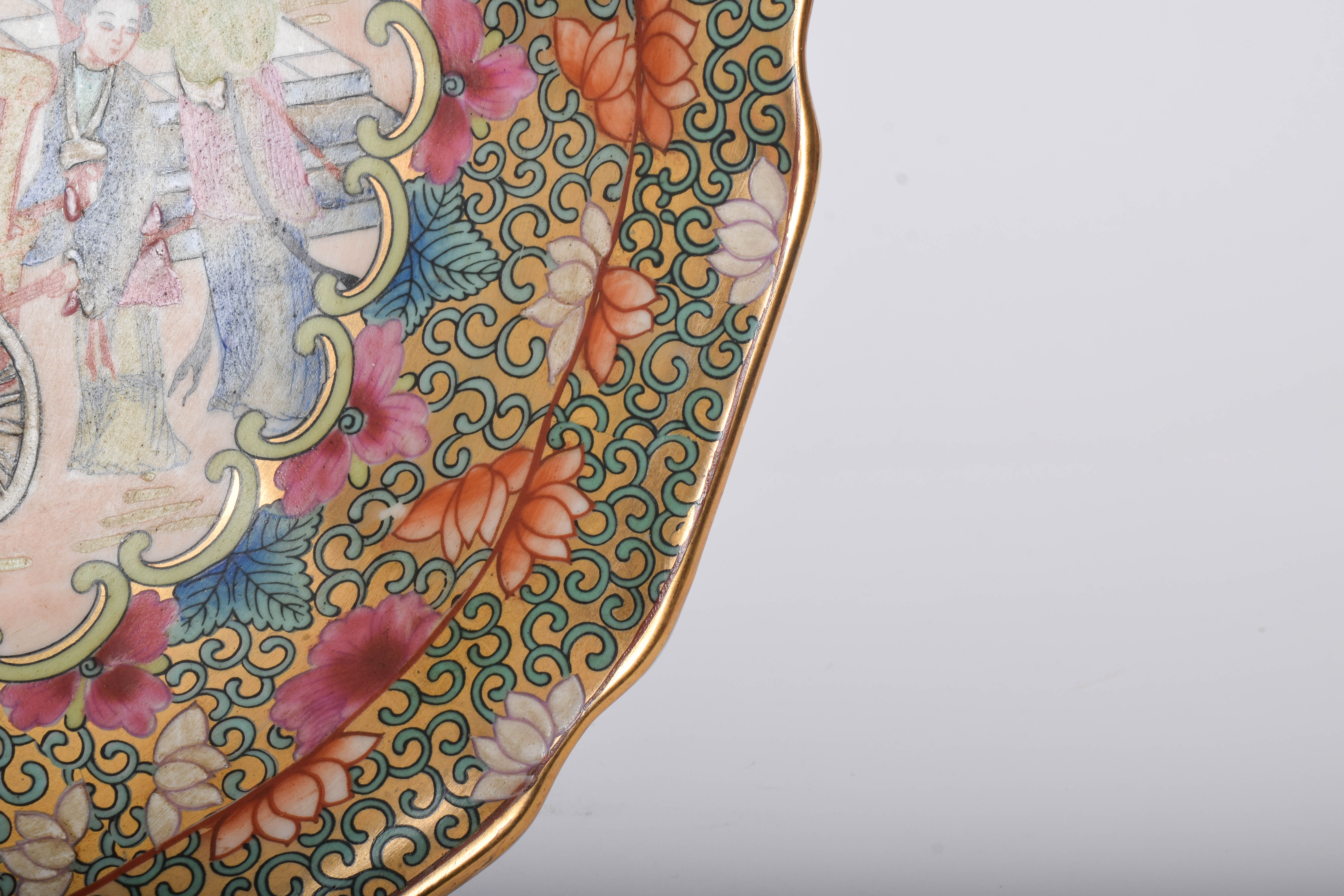 Pair of Vintage Chinese Decorative Items