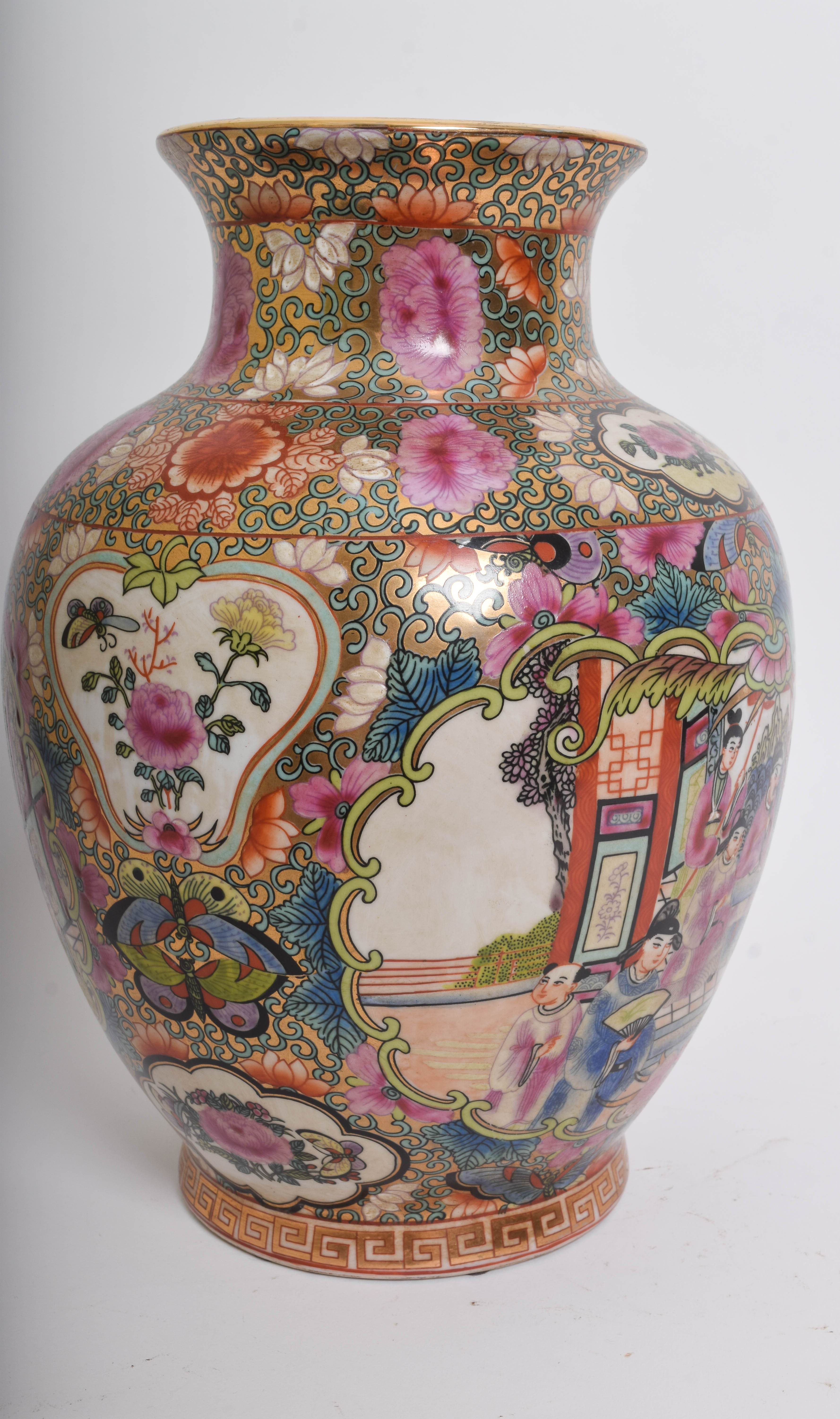 Pair of Vintage Chinese Decorative Items