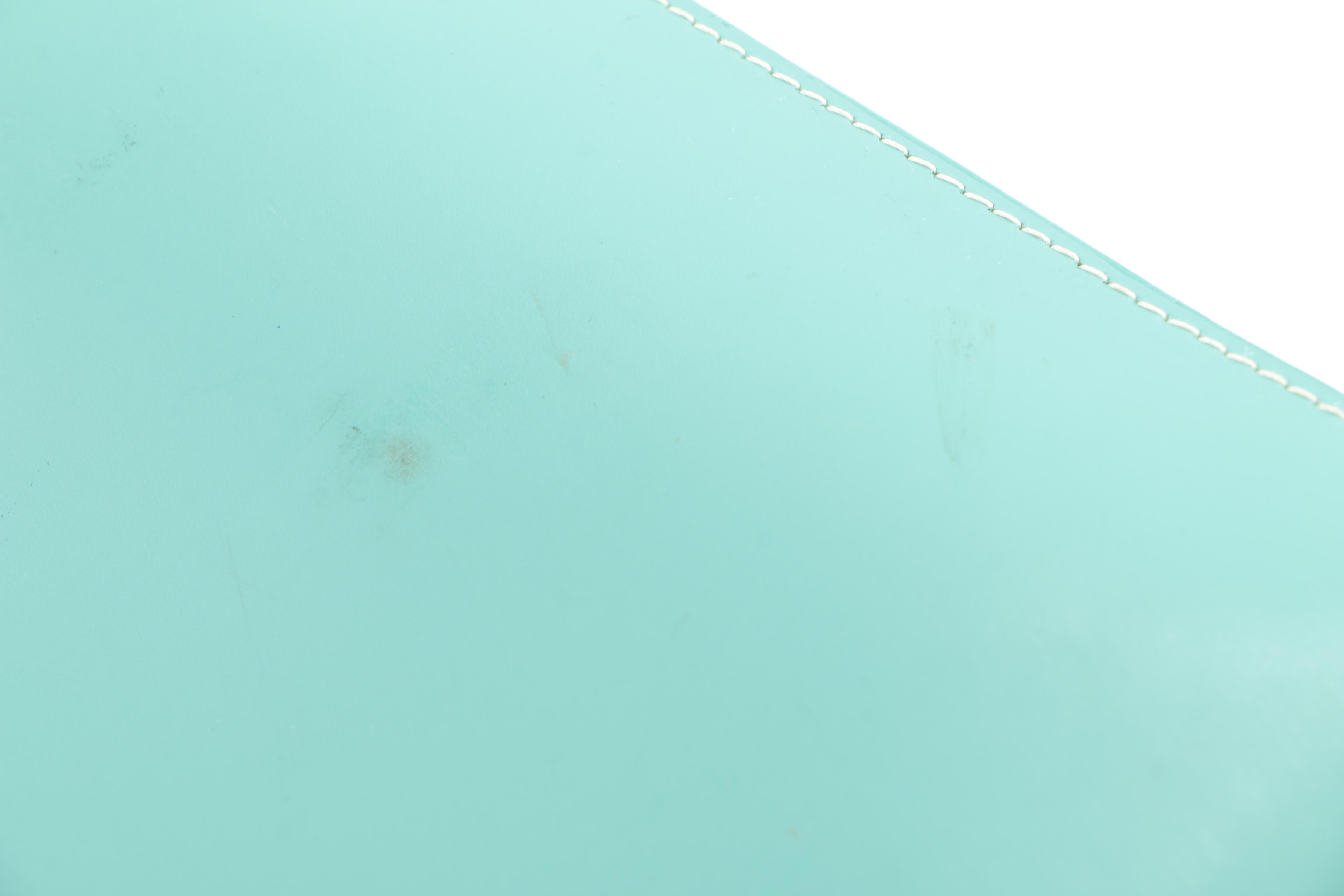 American West, Tiffany and Fred with Lamarthe Handbags