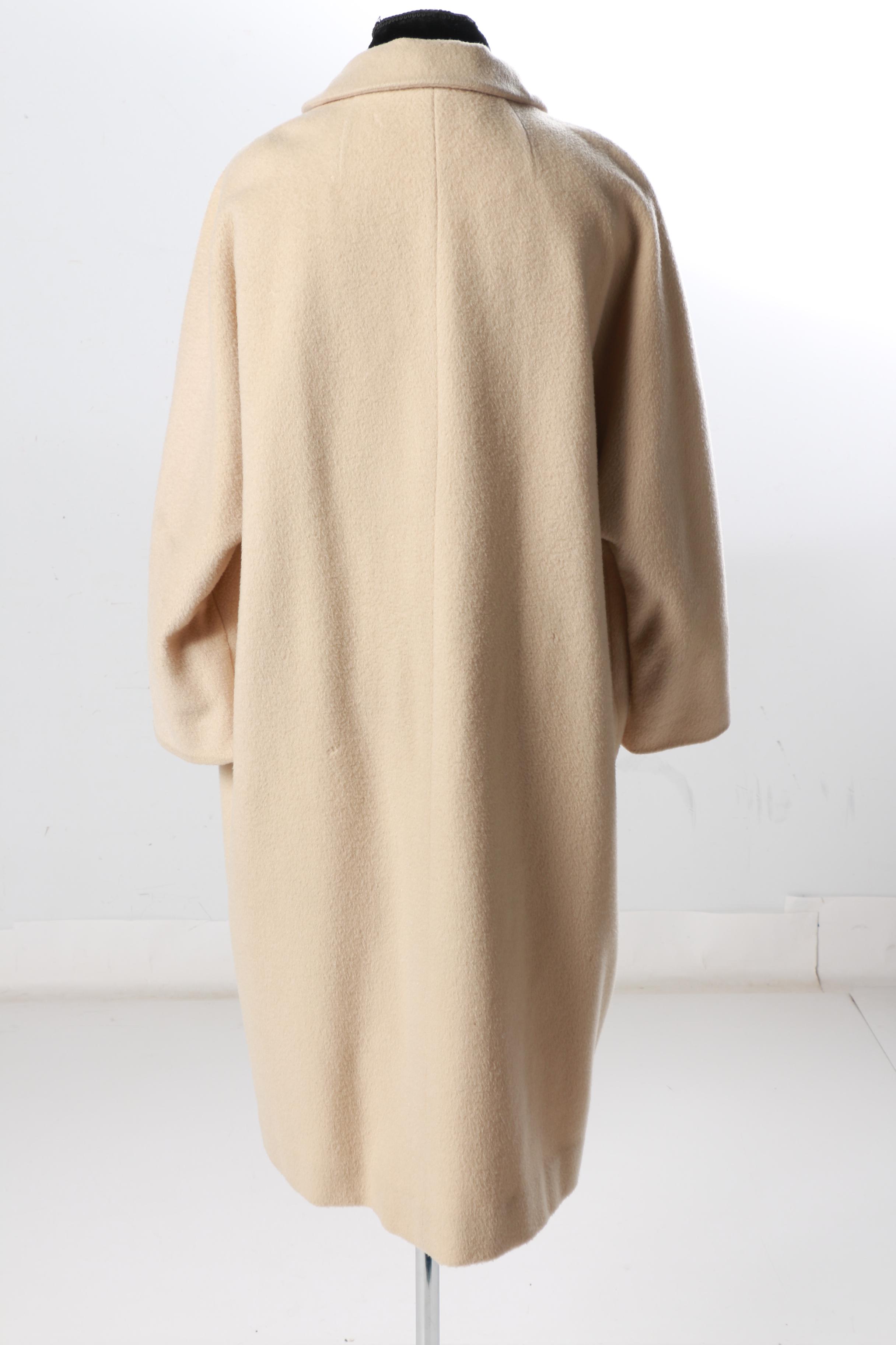 Women's Circa 1950s Vintage L.S. Ayres Car Coat