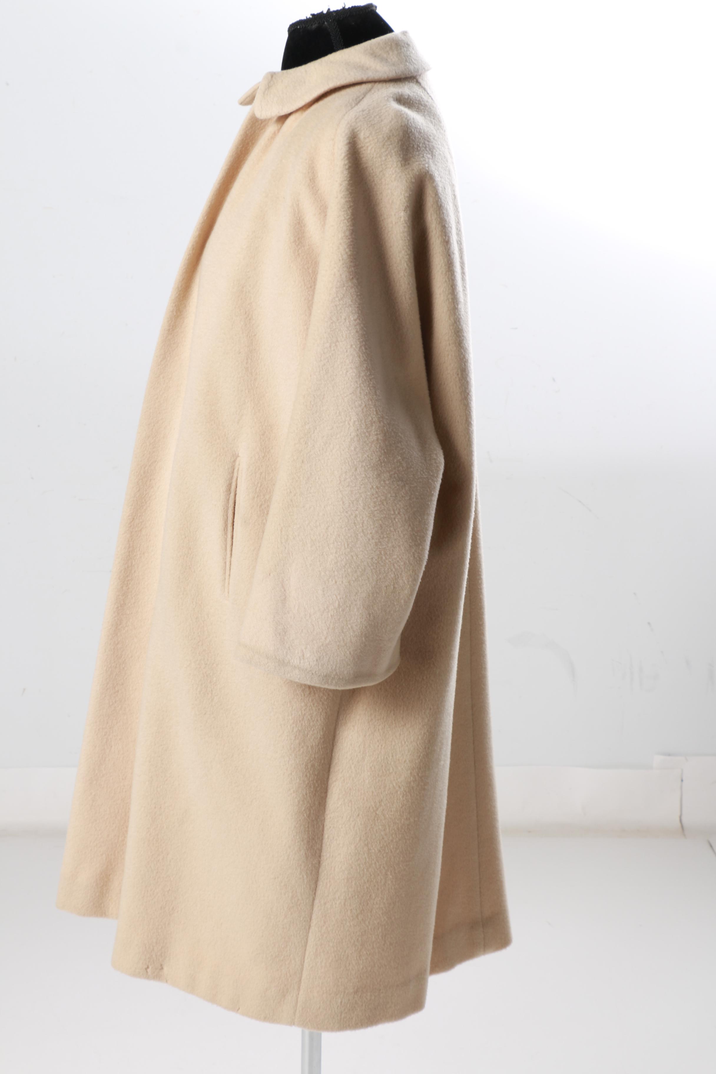 Women's Circa 1950s Vintage L.S. Ayres Car Coat