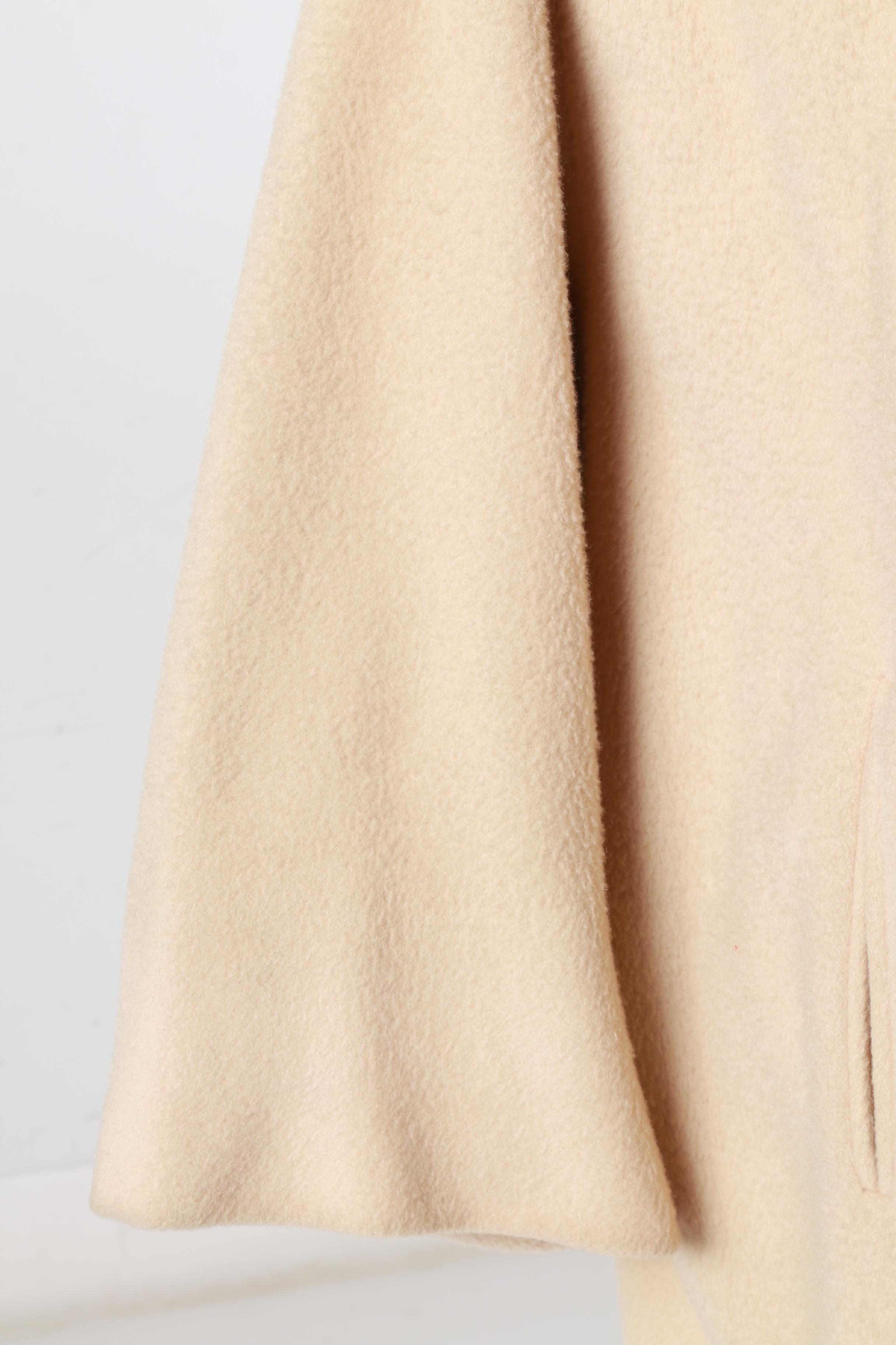 Women's Circa 1950s Vintage L.S. Ayres Car Coat