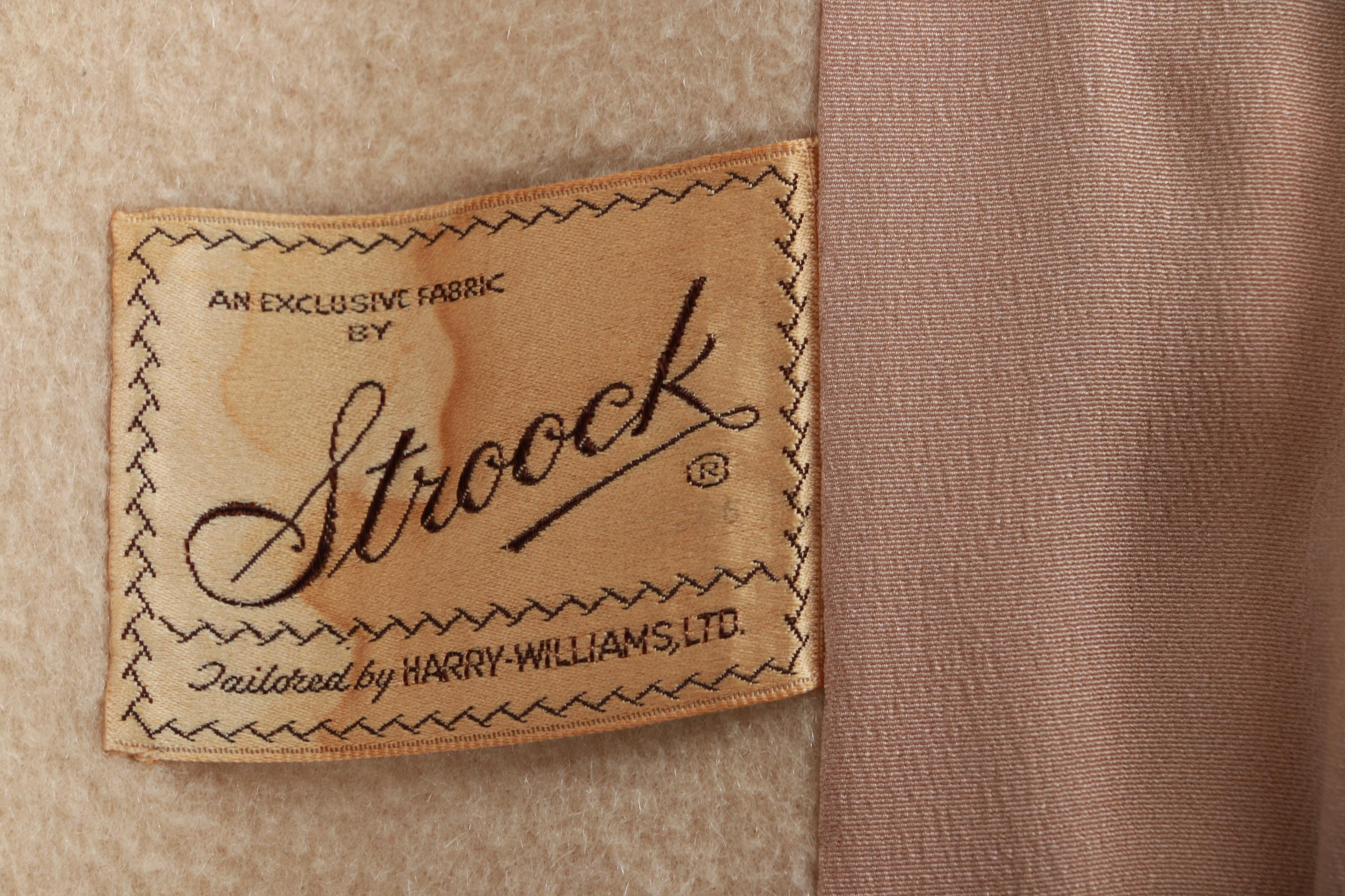 Women's Circa 1950s Vintage L.S. Ayres Car Coat