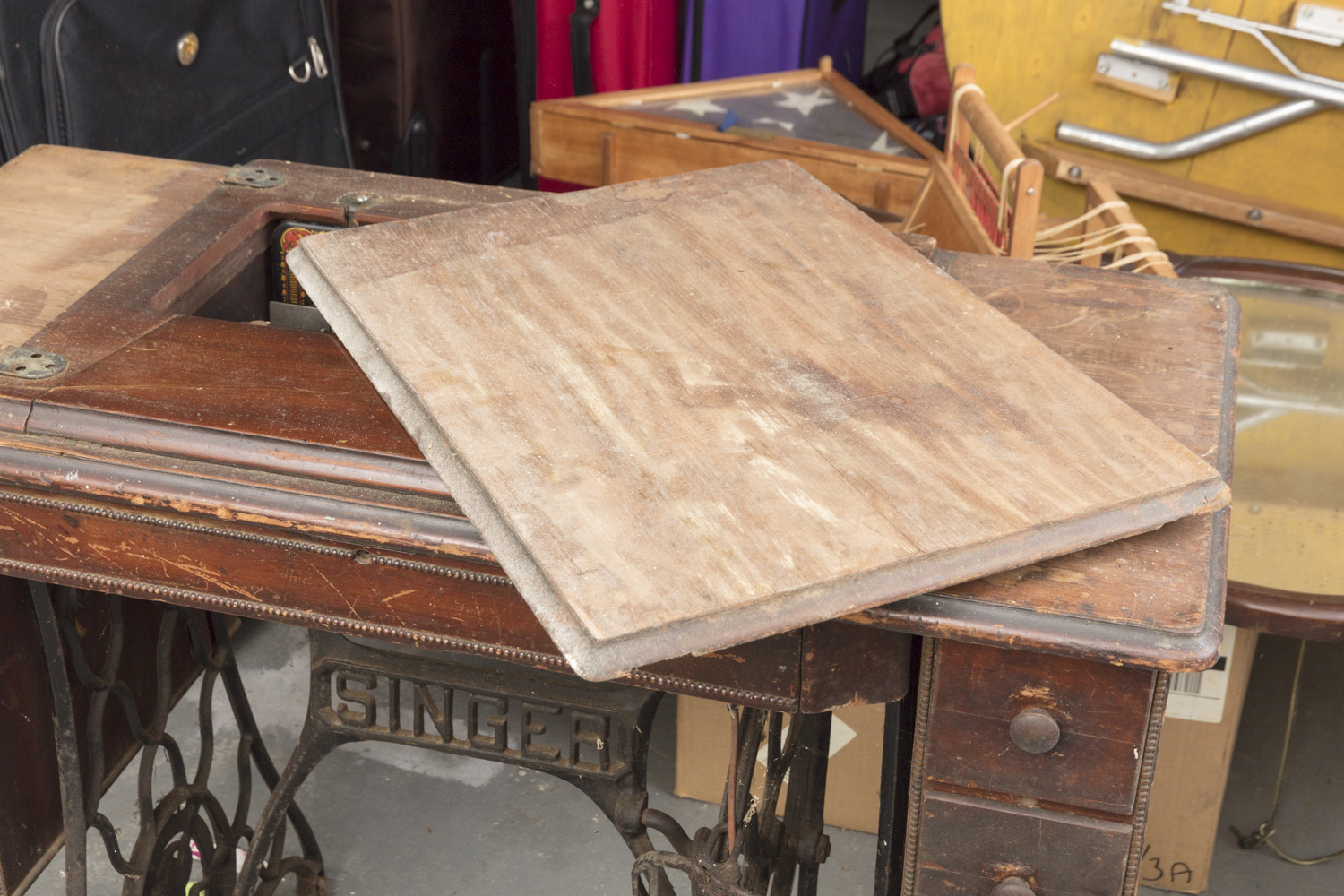 Antique Singer Treadle Sewing Machine