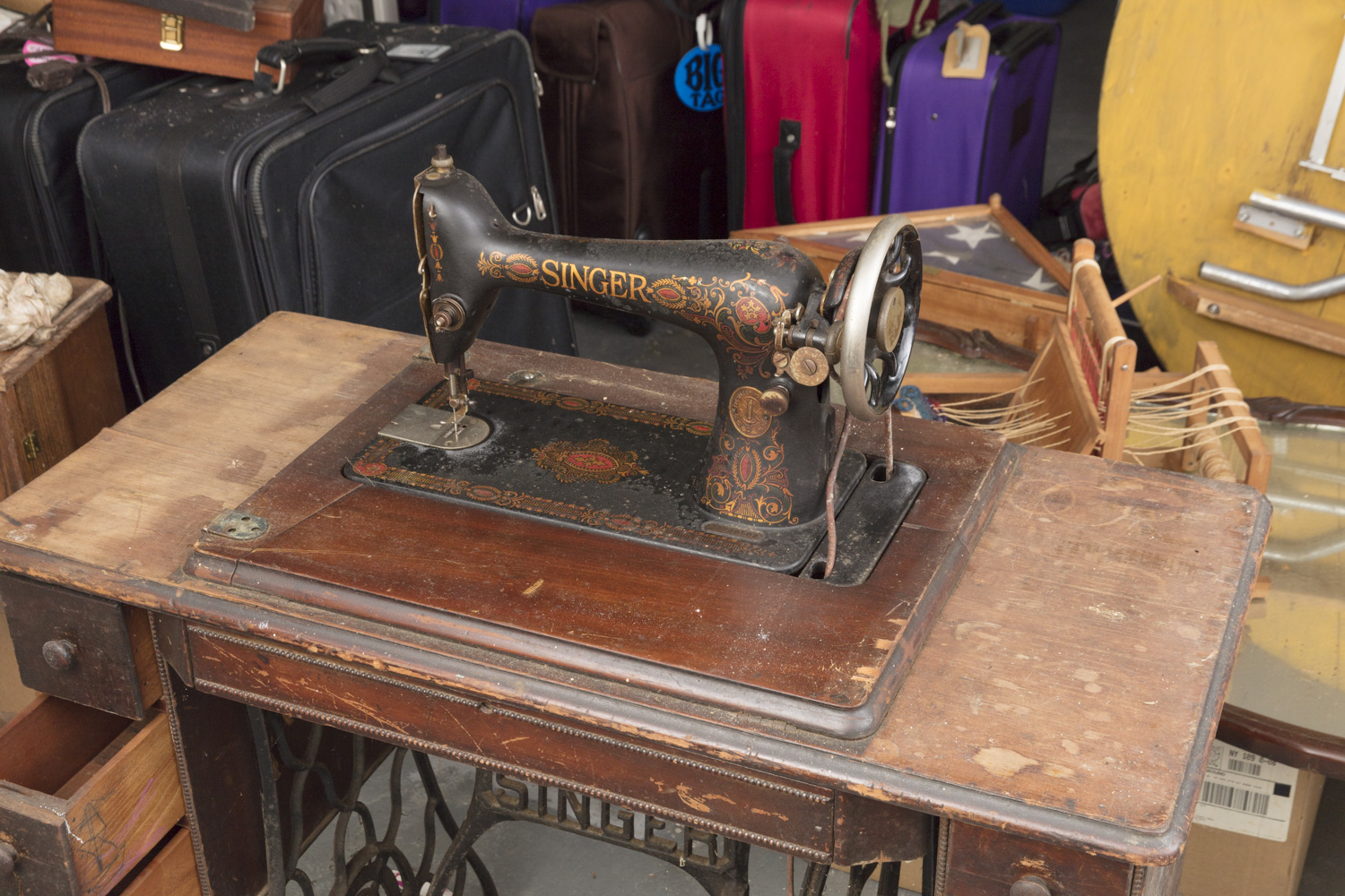 Antique Singer Treadle Sewing Machine