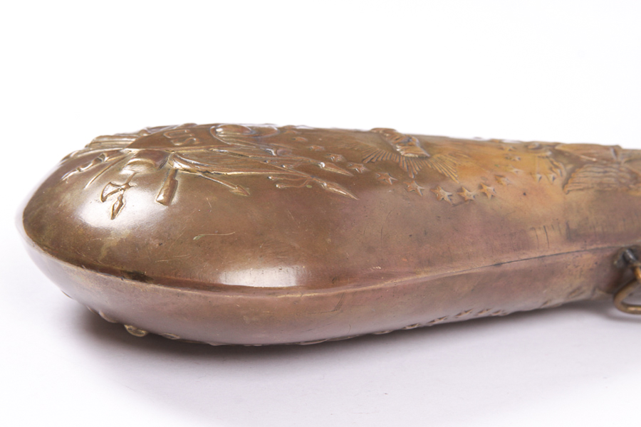 Reproduction of an Antique U.S. Military Gun Powder Flask