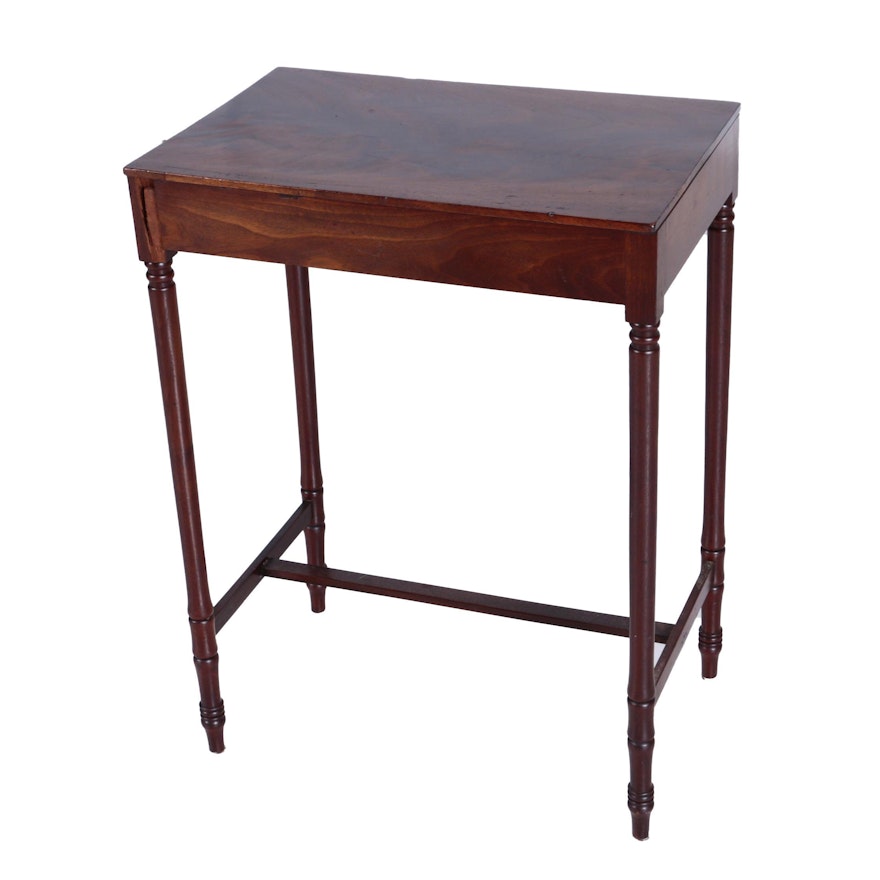 Vintage Federal Style Mahogany Side Table