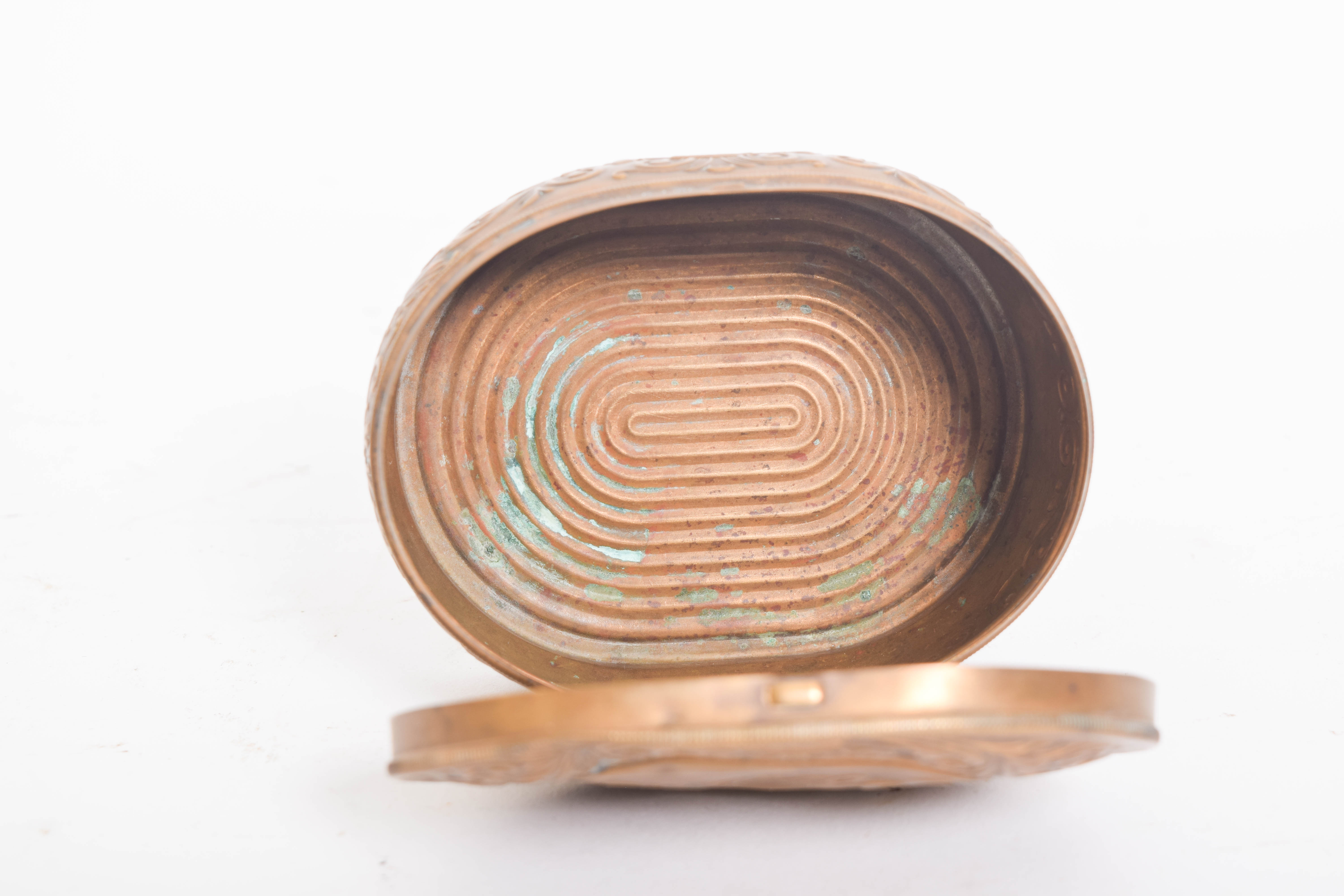 Assortment of Vintage Metal Decorative Items