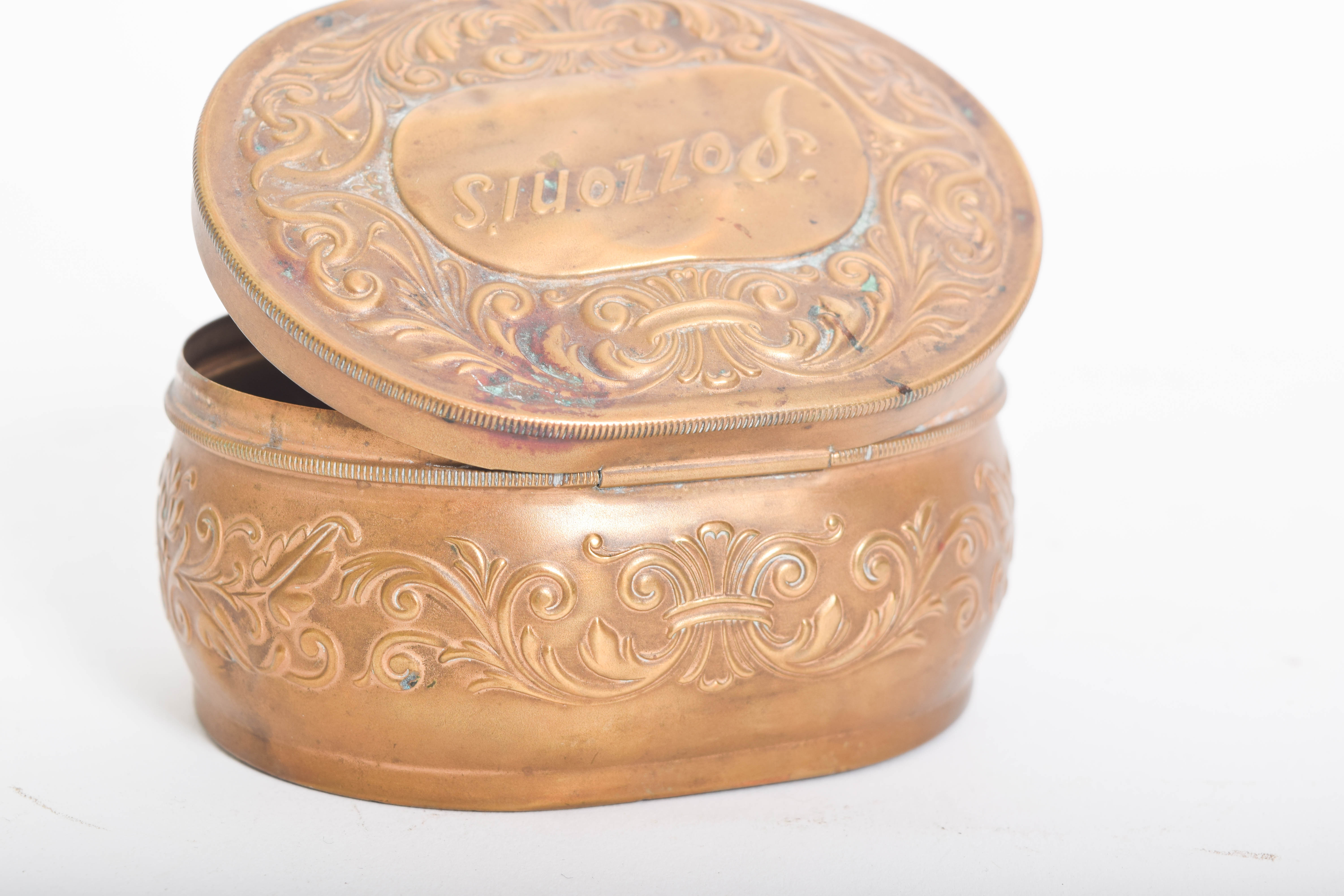 Assortment of Vintage Metal Decorative Items