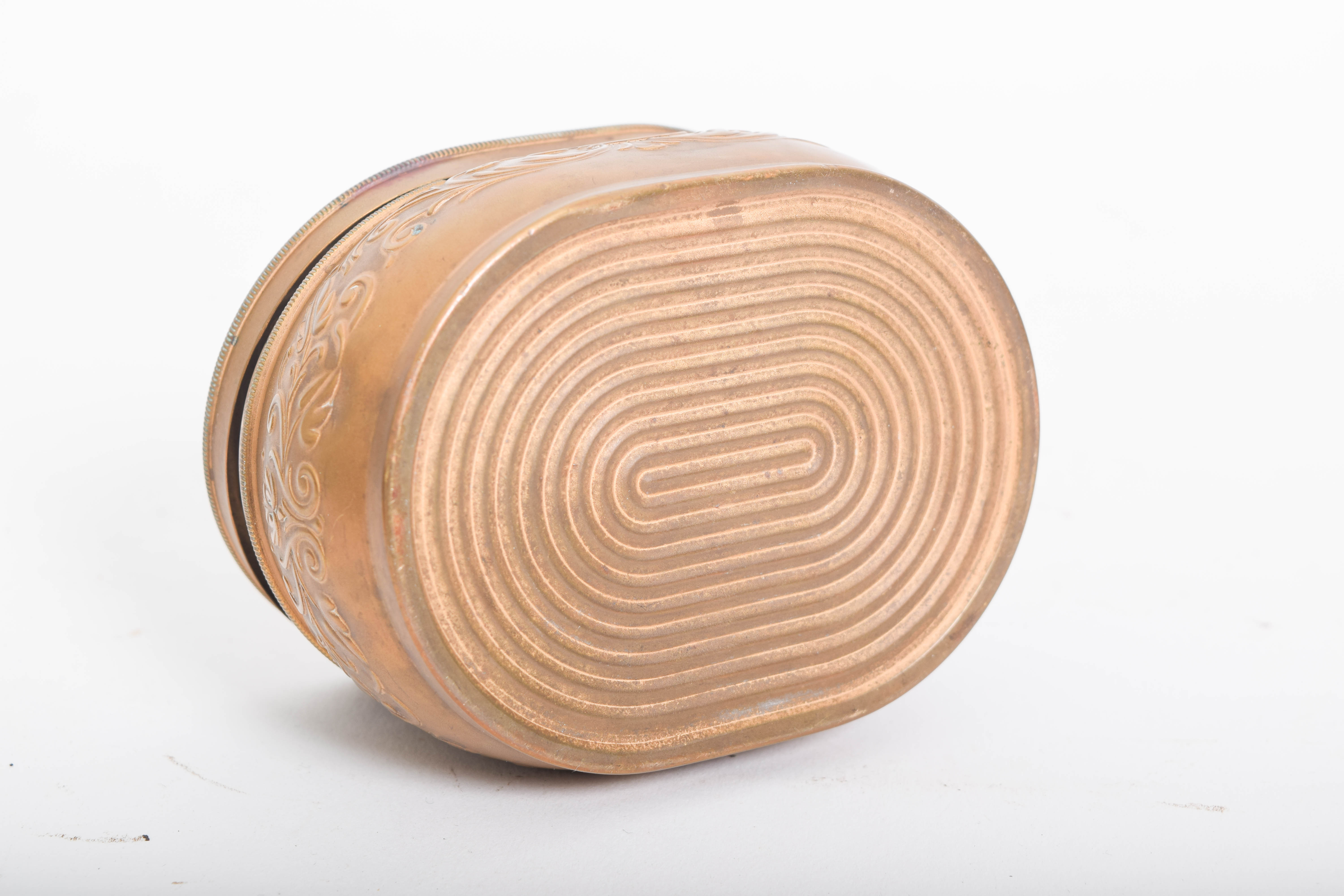 Assortment of Vintage Metal Decorative Items