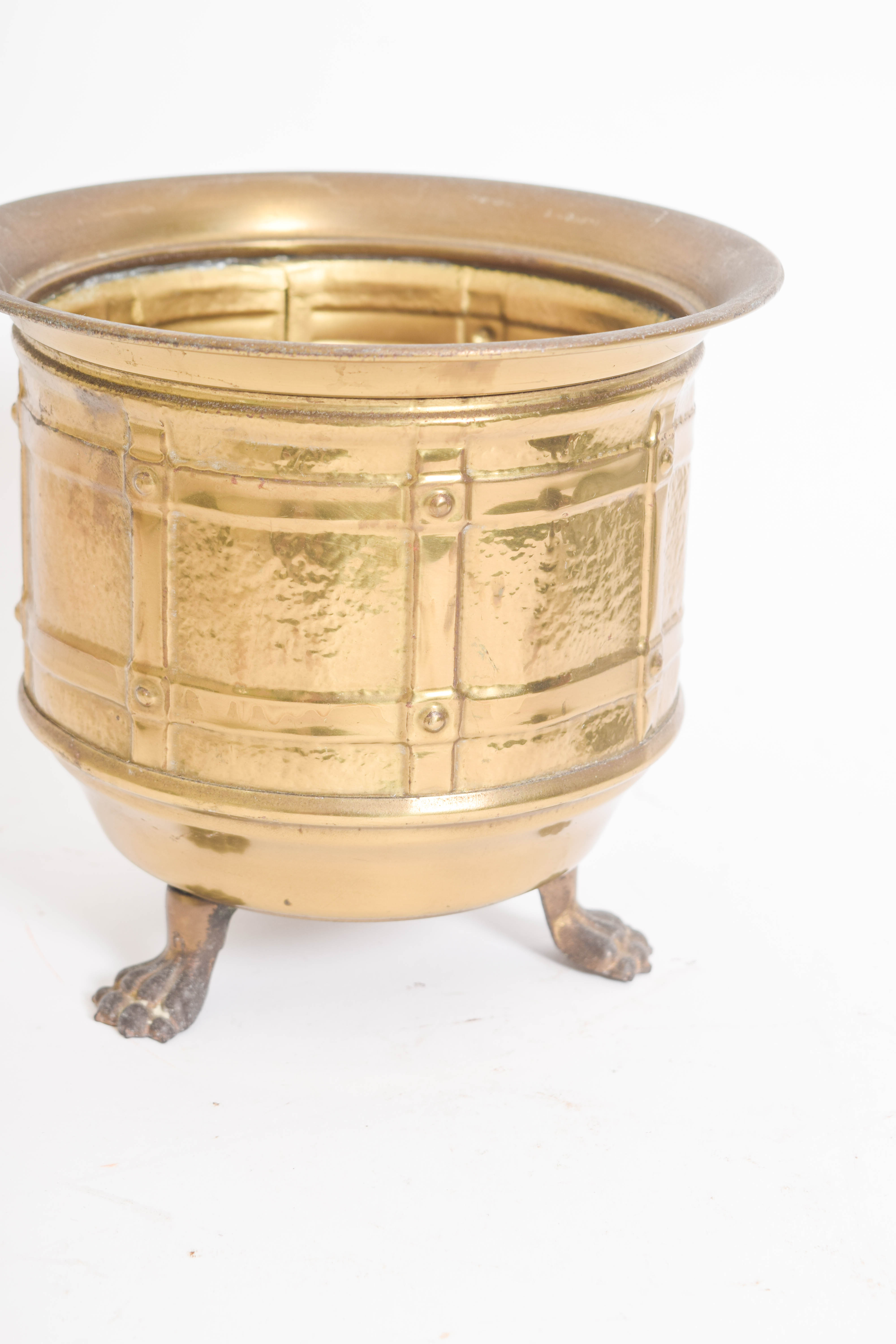 Assortment of Vintage Metal Decorative Items