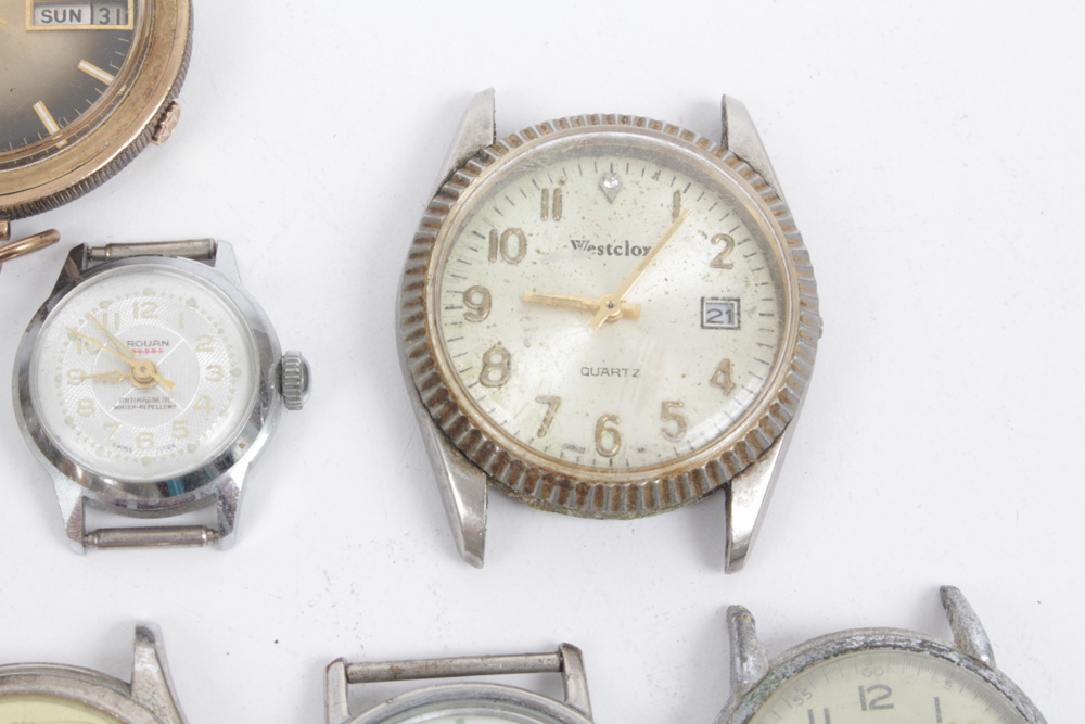 Vintage Watch Faces Featuring Bulova and Gruen