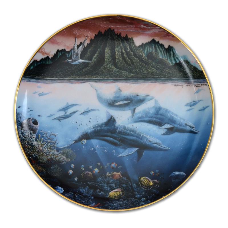 Robert Lyn Nelson Limited Edition Collectible Plate "Hawaiian Muses"