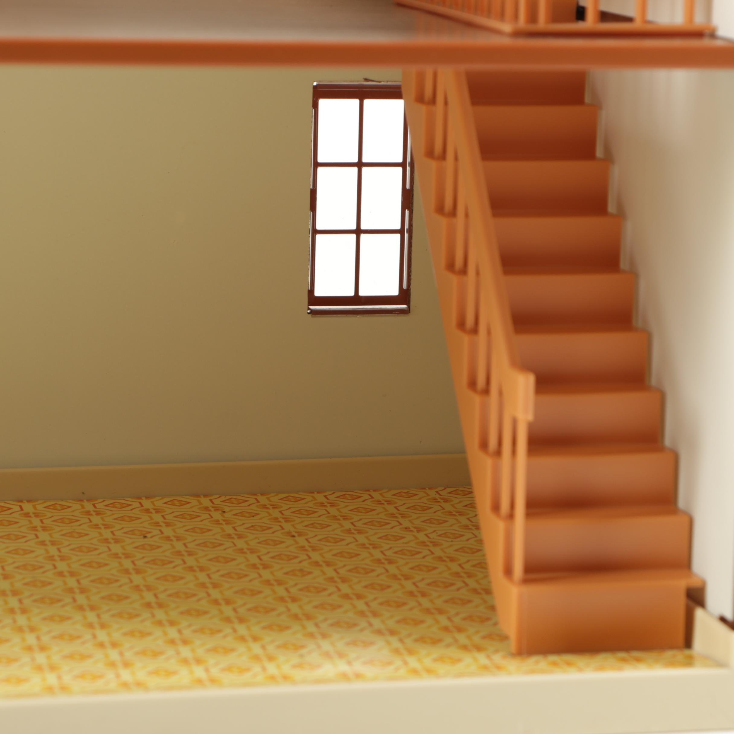 TOMY Brand Toys "Smaller Homes" Dollhouse