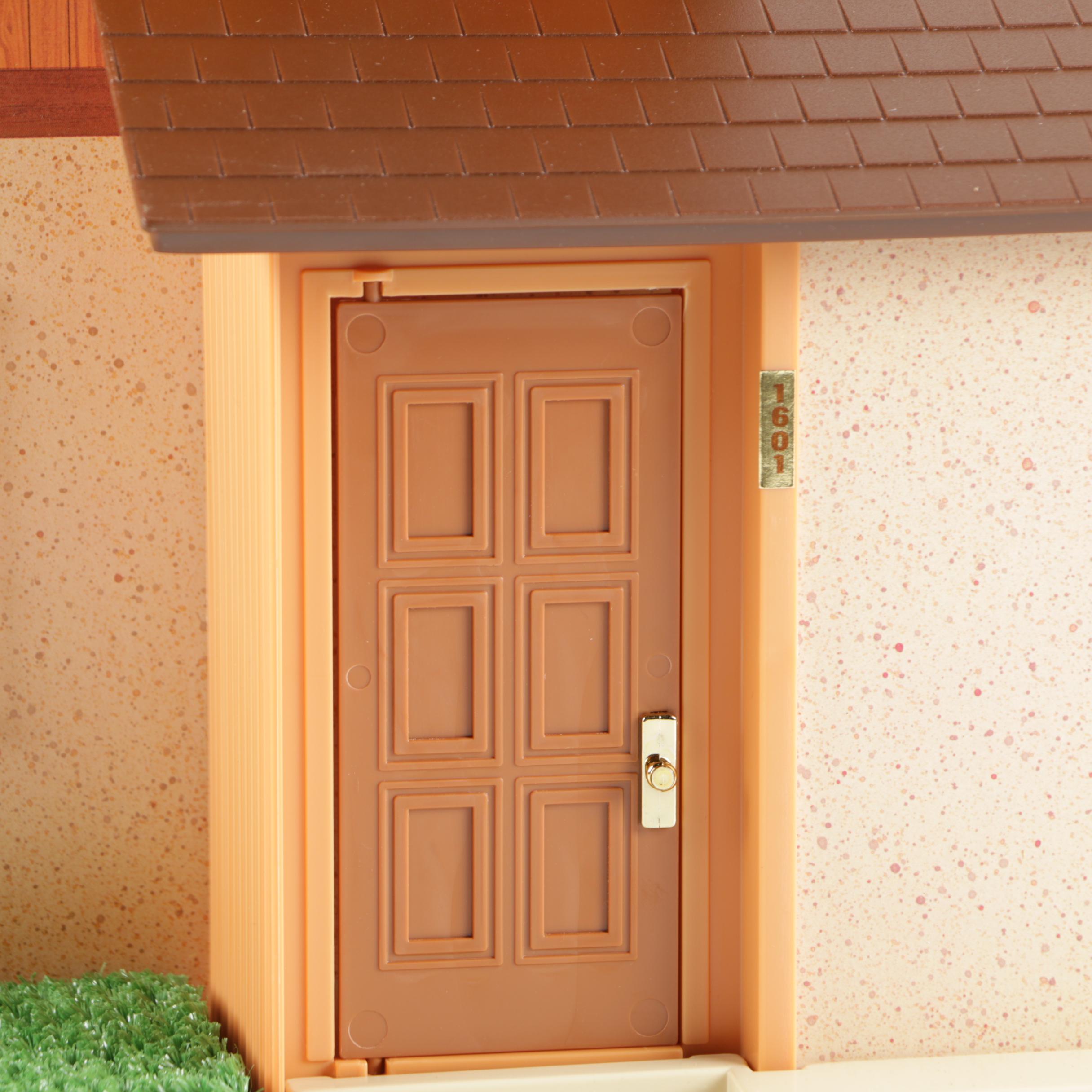 TOMY Brand Toys "Smaller Homes" Dollhouse