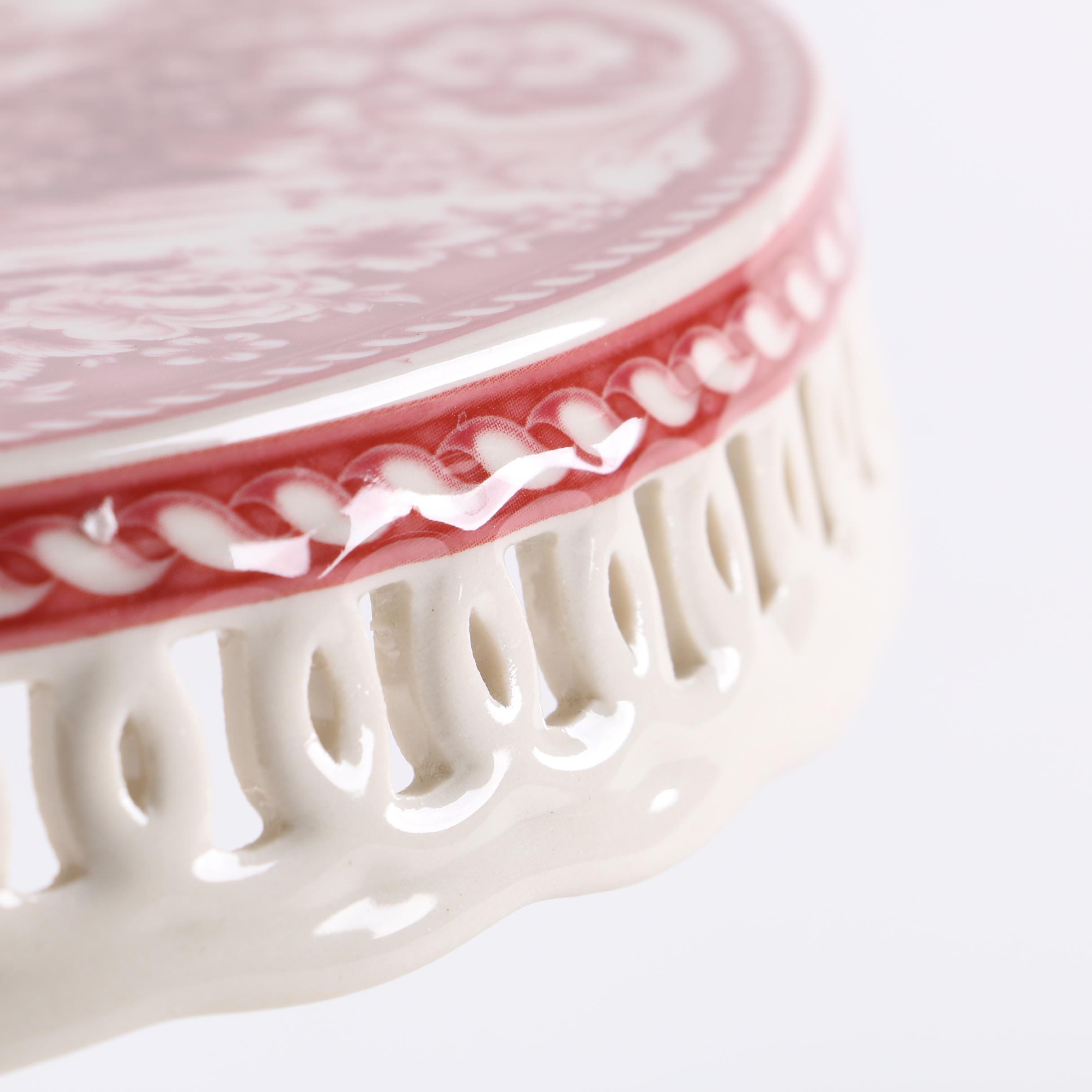 Porcelain Tableware Grouping.