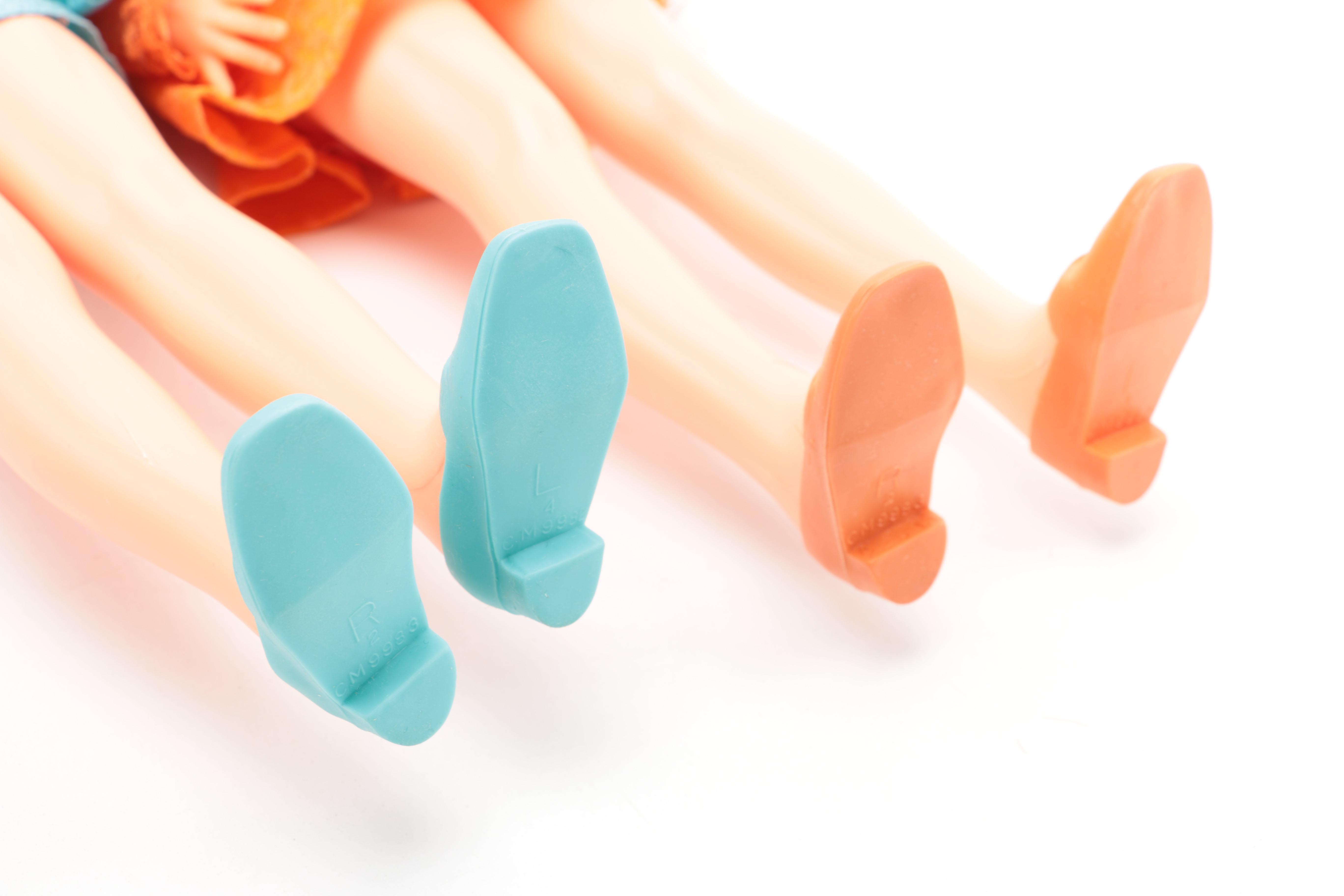 Pair Vintage Ideal Toy Company Beautiful Chrissy Dolls