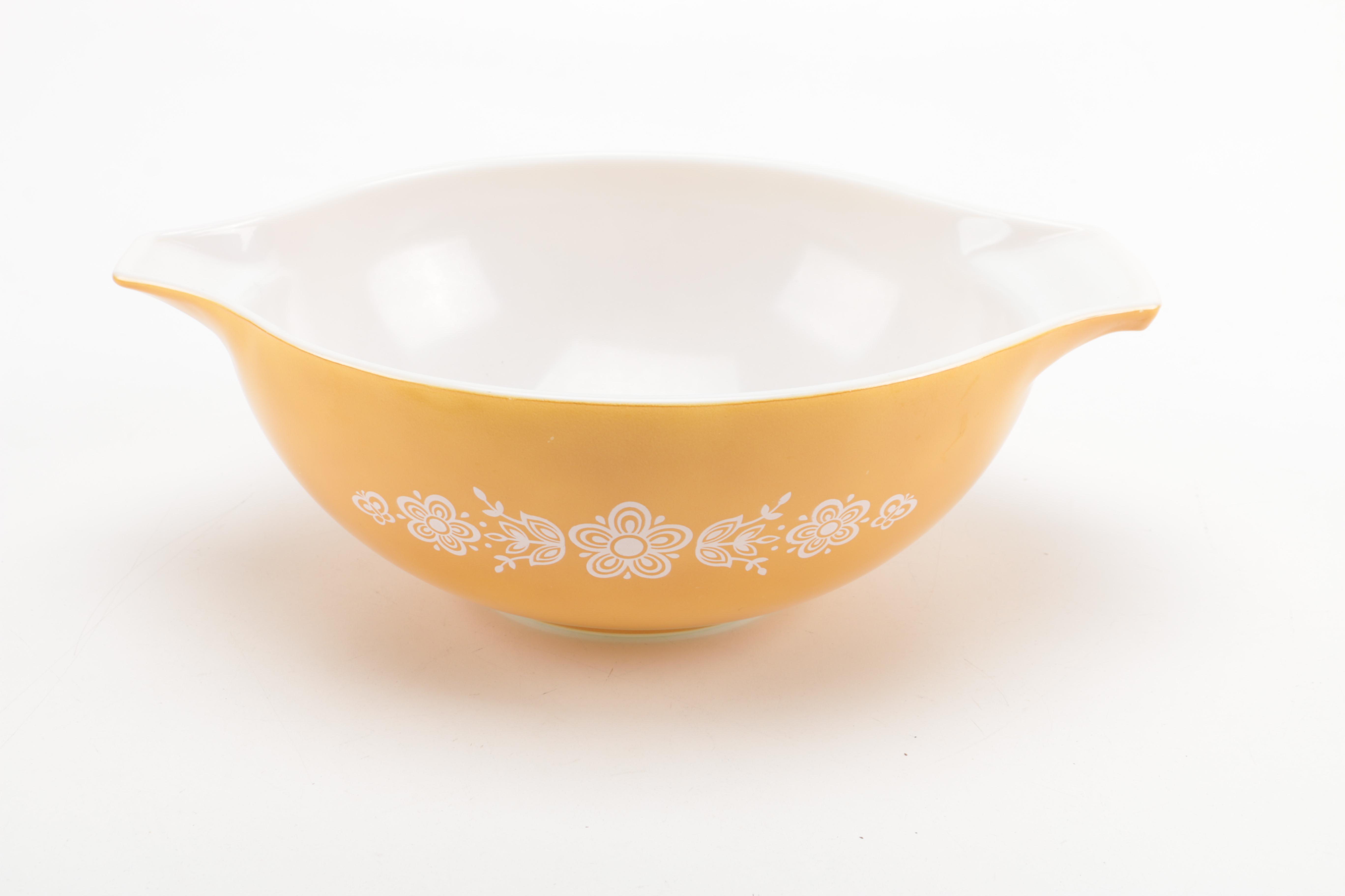 Pyrex and Corningware Bowls