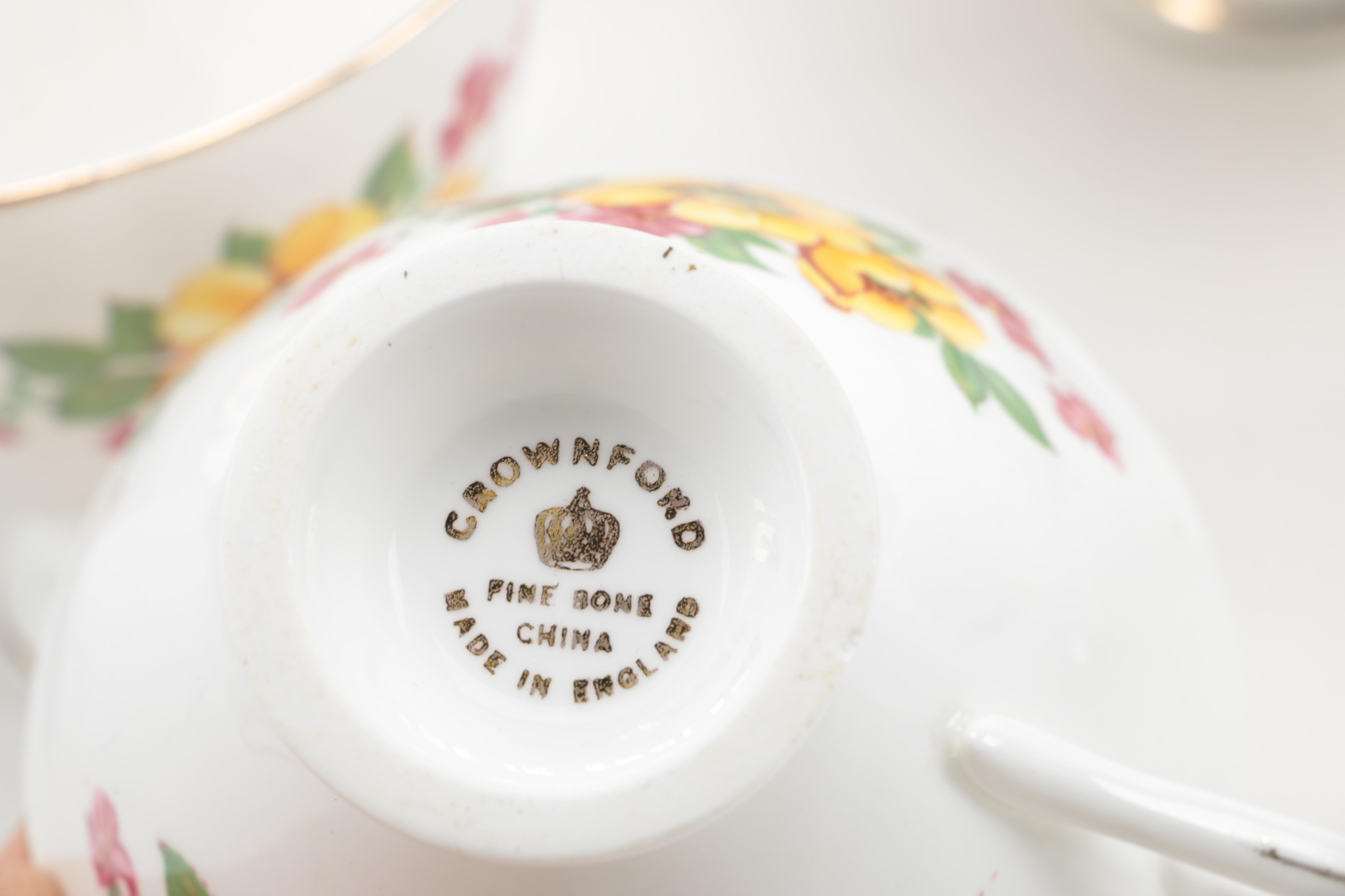 Crownford Porcelain Teacup and Saucer Set