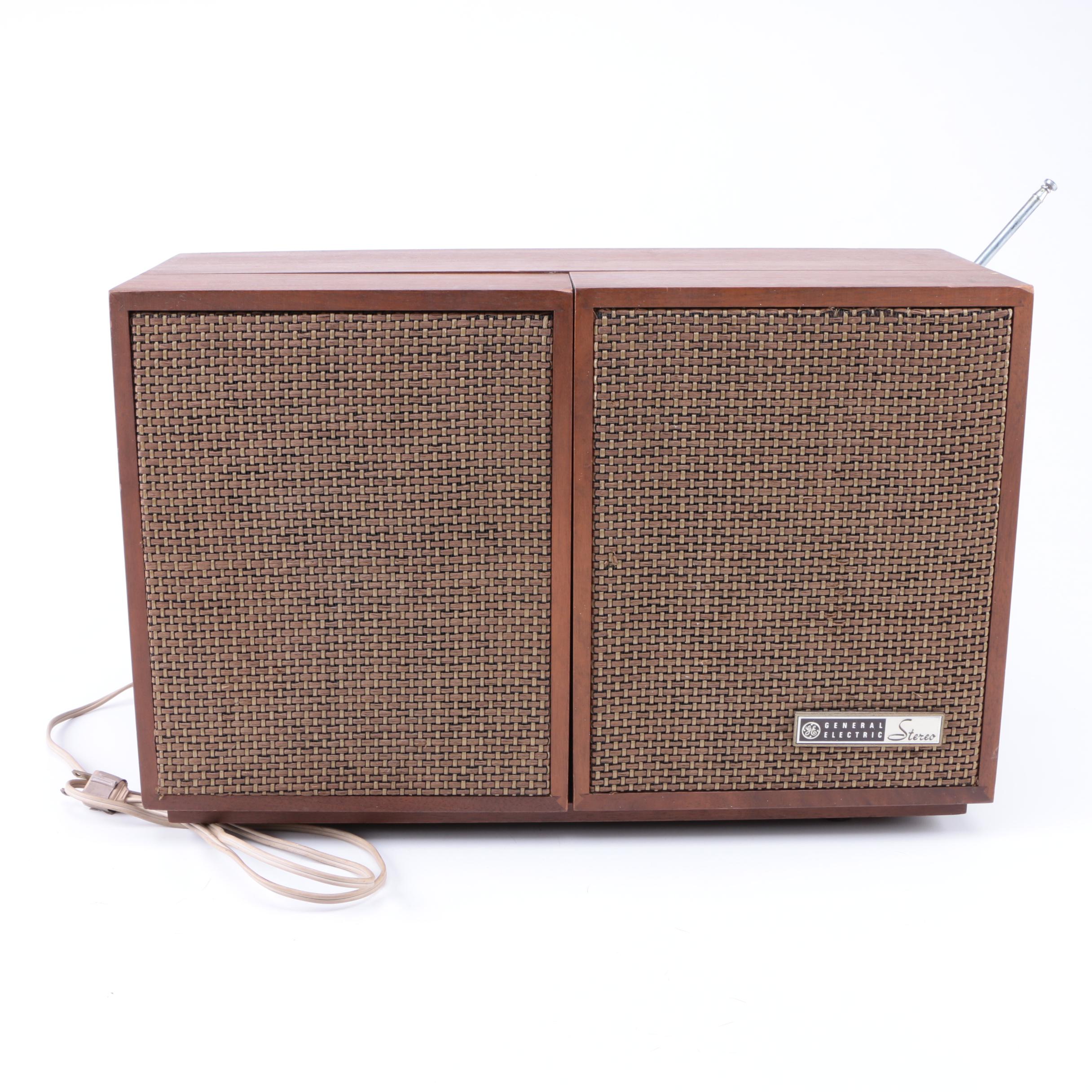 Vintage General Electric T1025A AM/FM Stereo