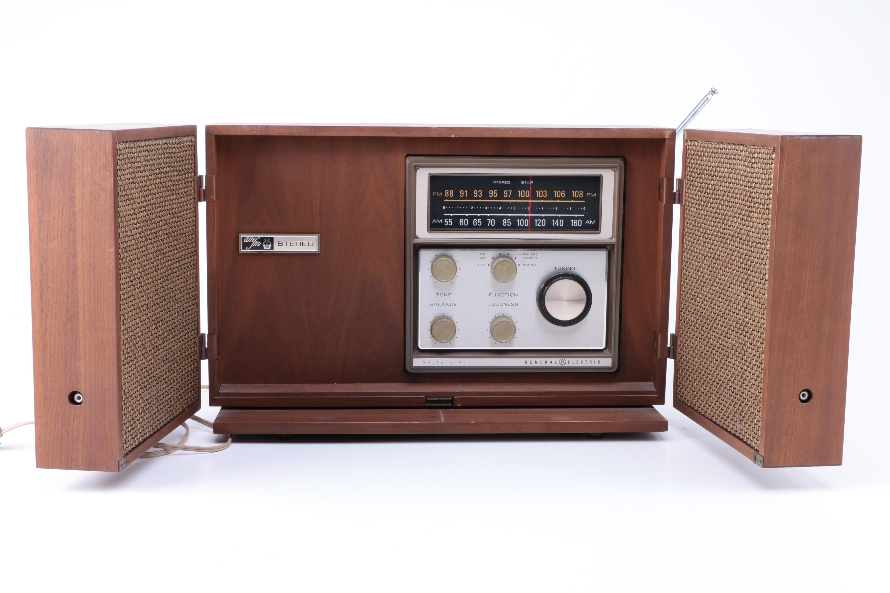 Vintage General Electric T1025A AM/FM Stereo