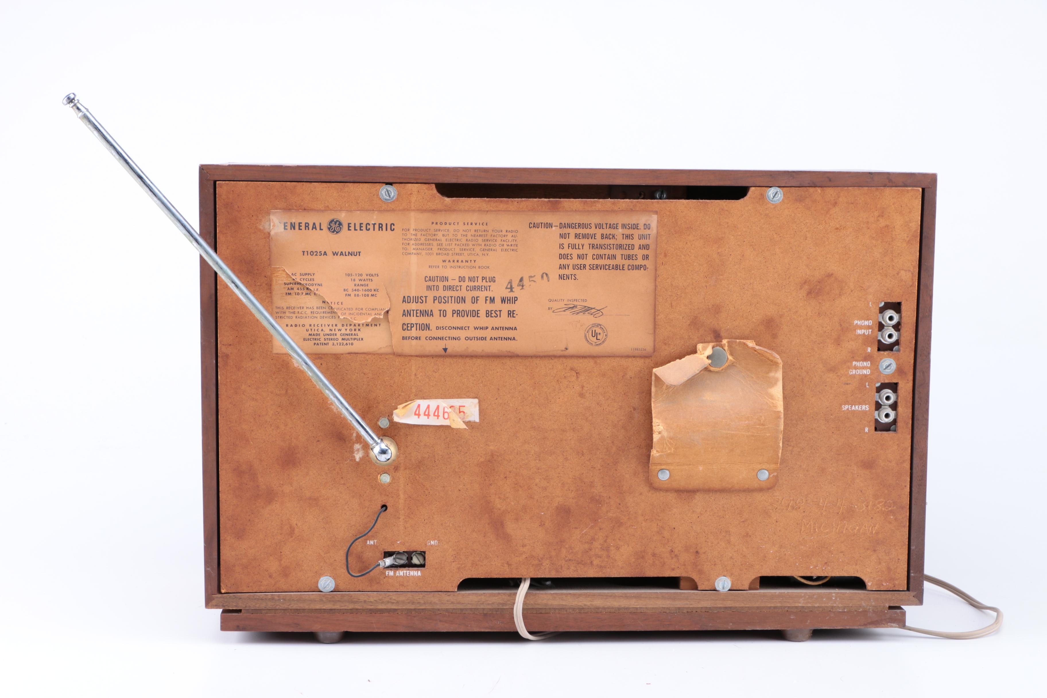 Vintage General Electric T1025A AM/FM Stereo