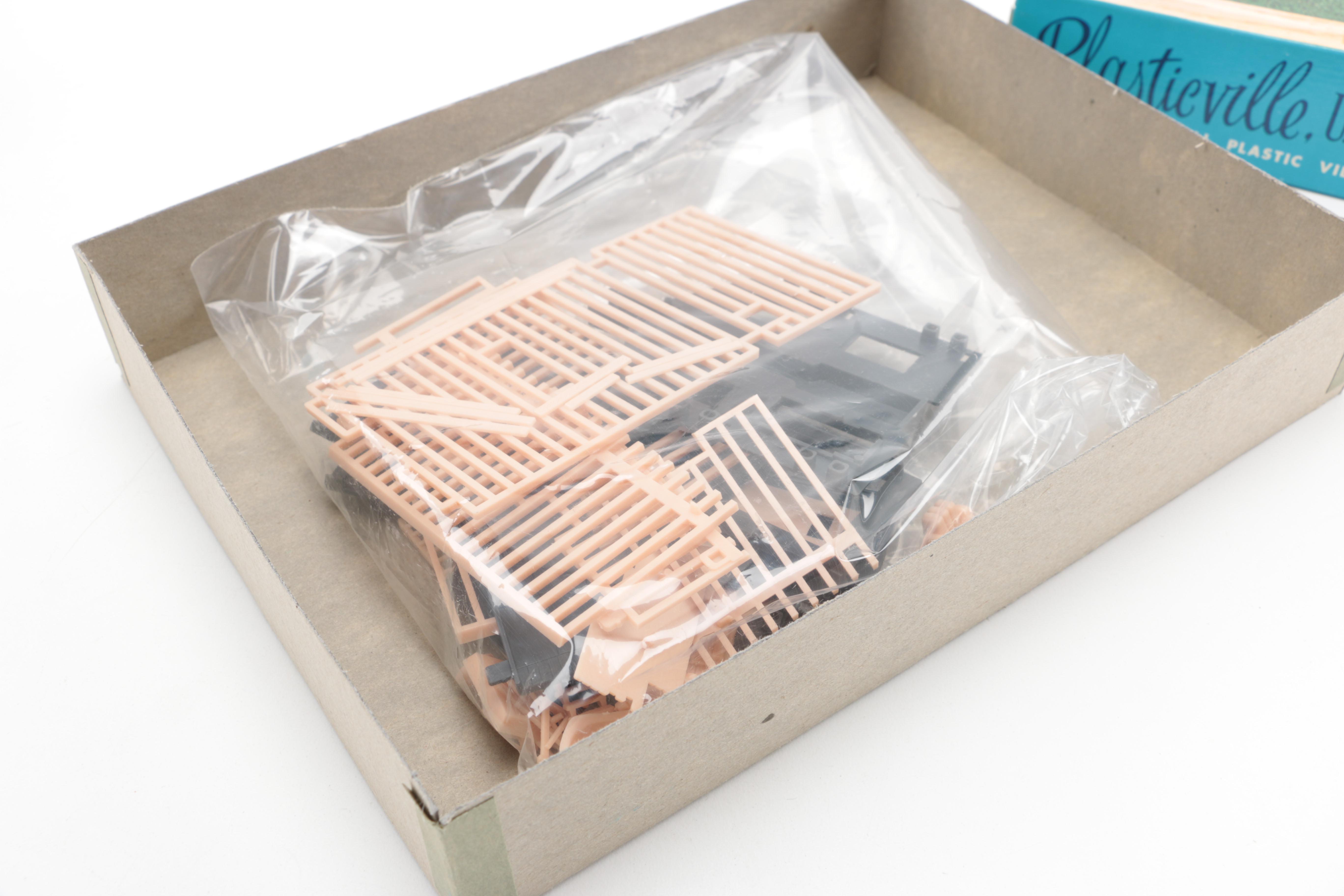 HO Scale Plasticville Train Village Buildings