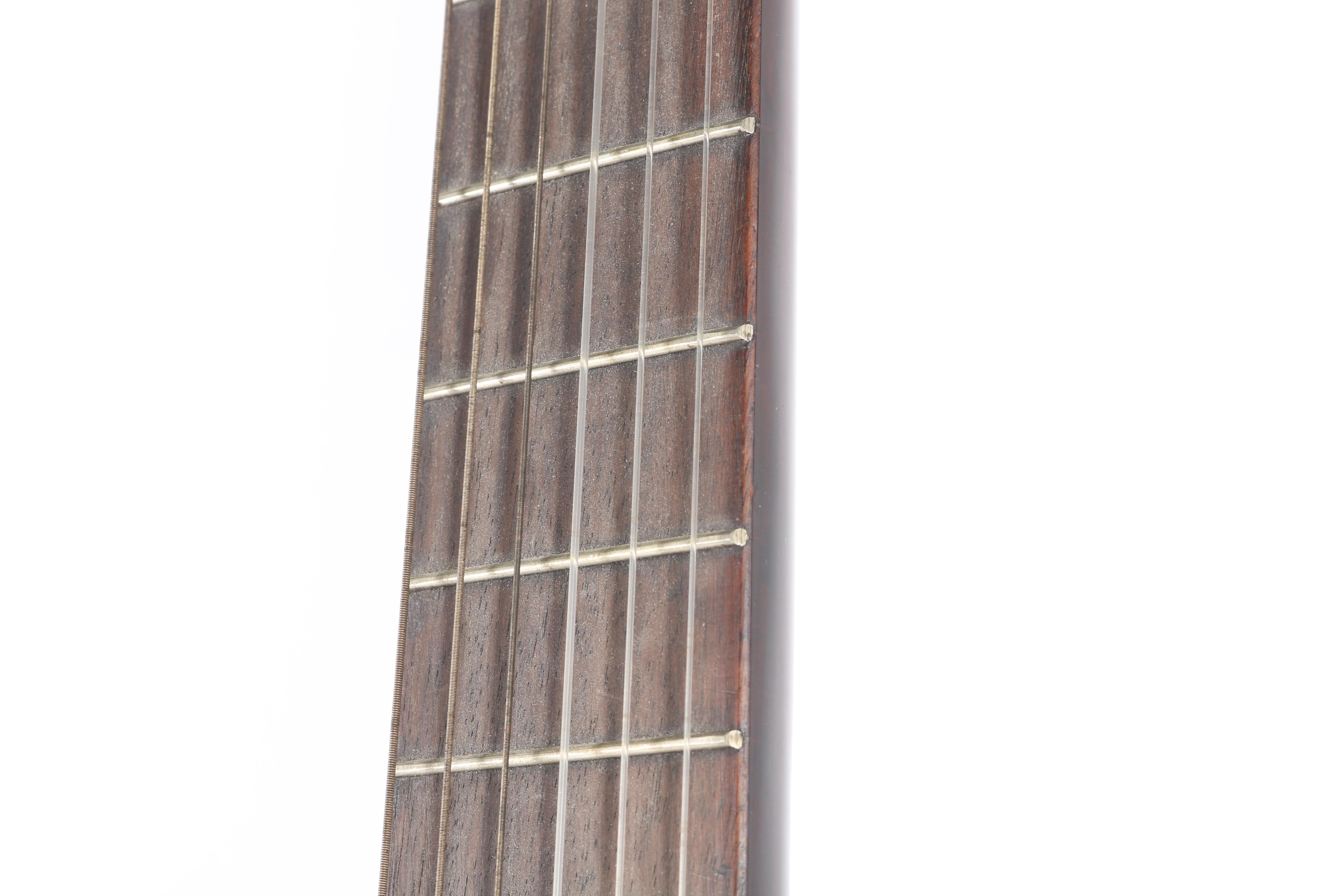 Yamaha C-40 Classical Style Acoustic Guitar