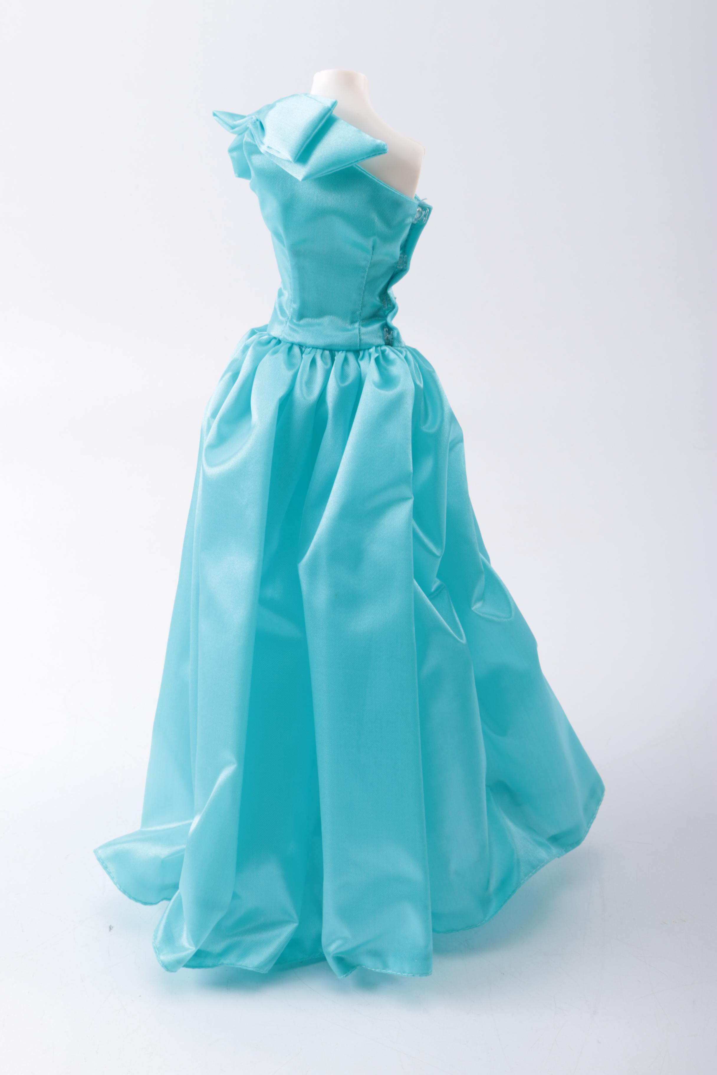 Danbury Mint Princess Diana "Royal Wardrobe Collection" Doll Clothing