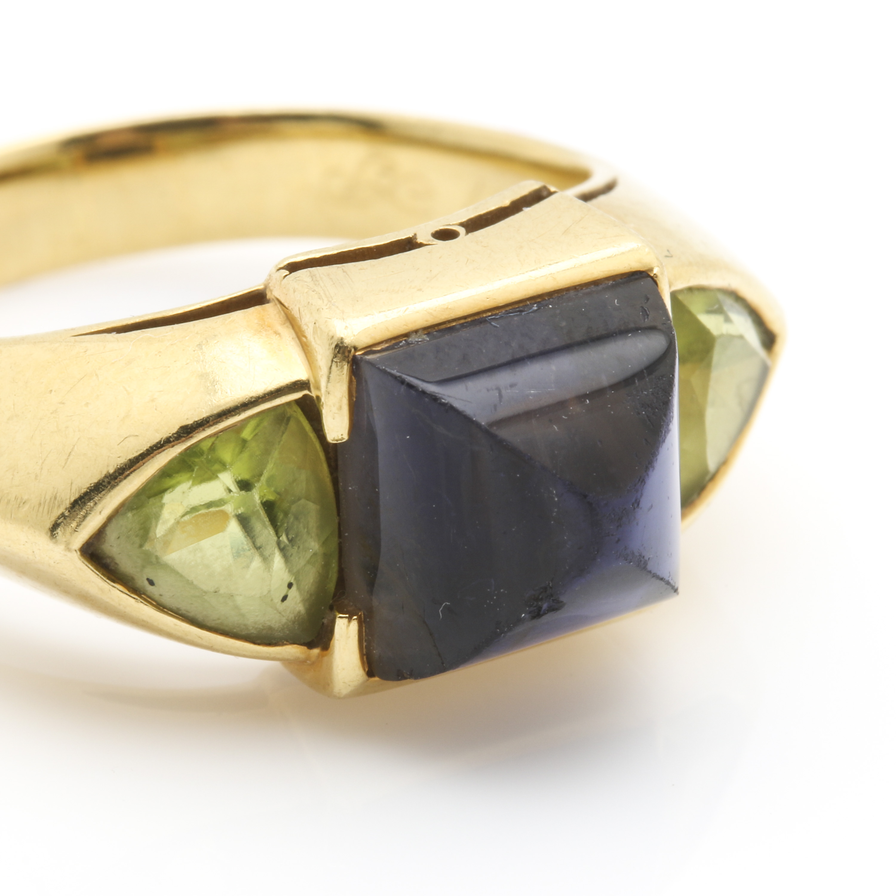 Larry Seegers 18K Yellow Gold Iolite and Peridot Ring