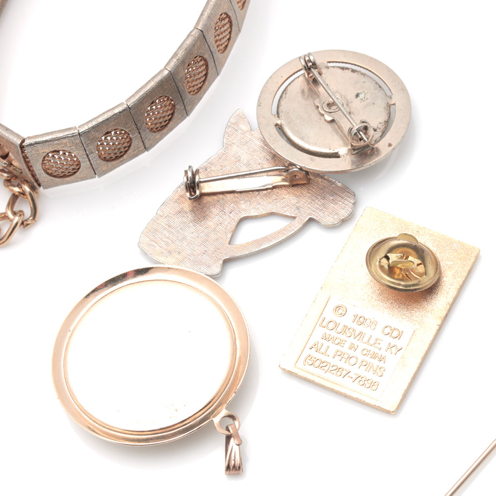 Assorted Horse Themed Jewelry