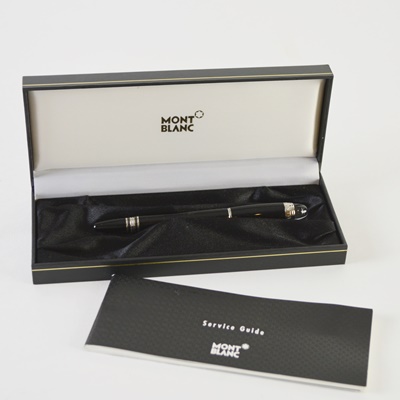 Mont Blanc "StarWalker" 14K White Gold Resin Fountain Pen