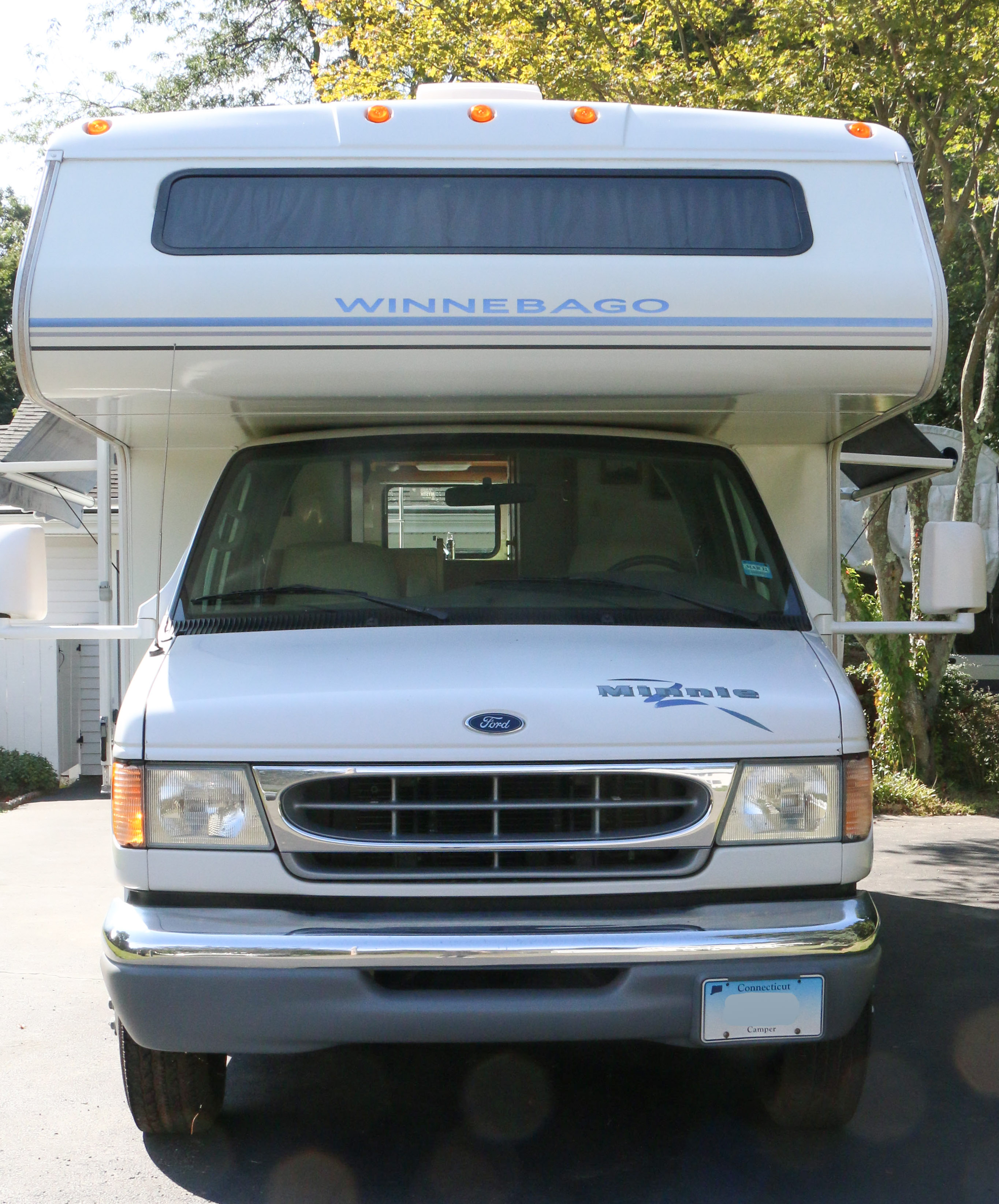 2002 Winnebago Minnie Winnie Ford E350 RV