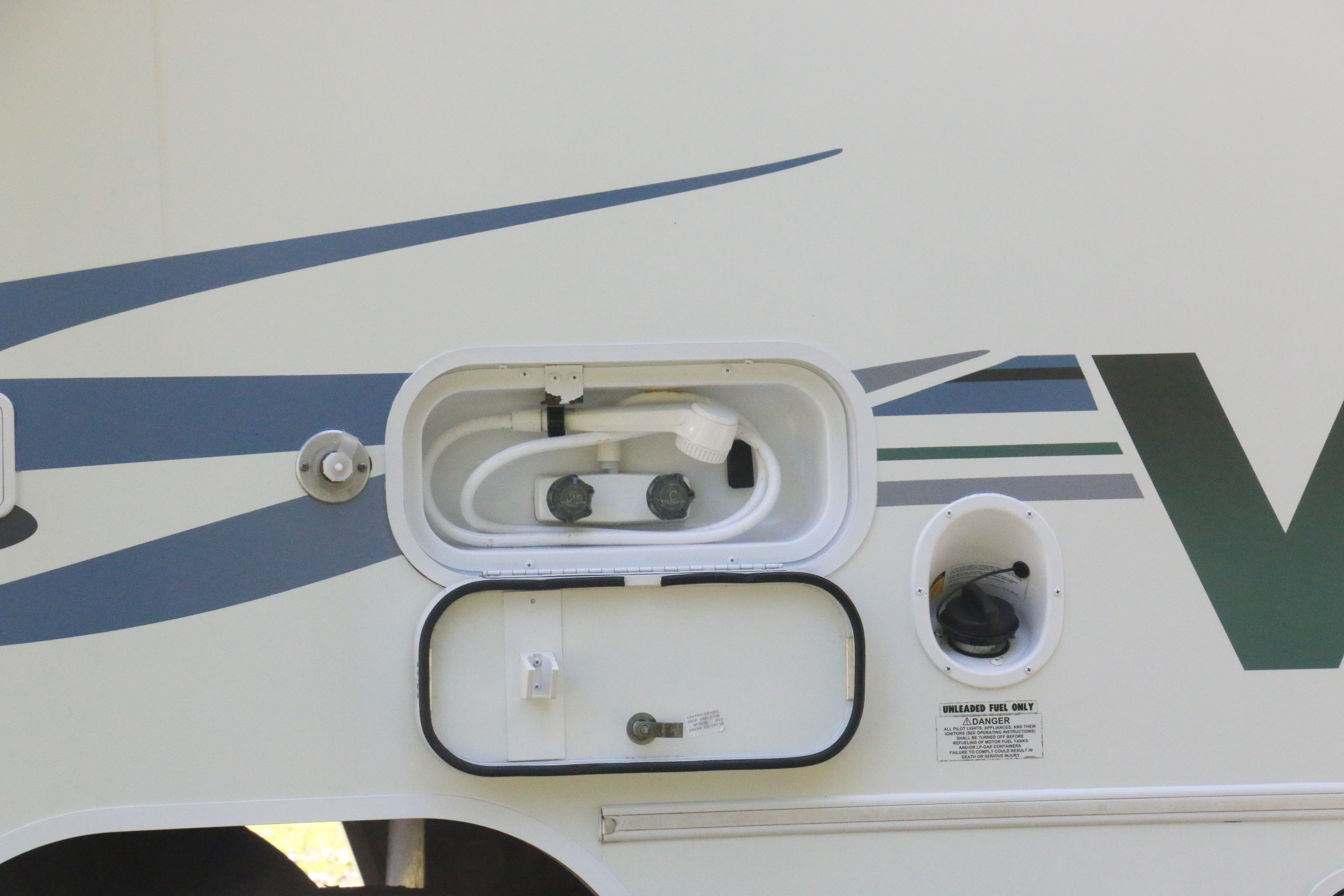 2002 Winnebago Minnie Winnie Ford E350 RV